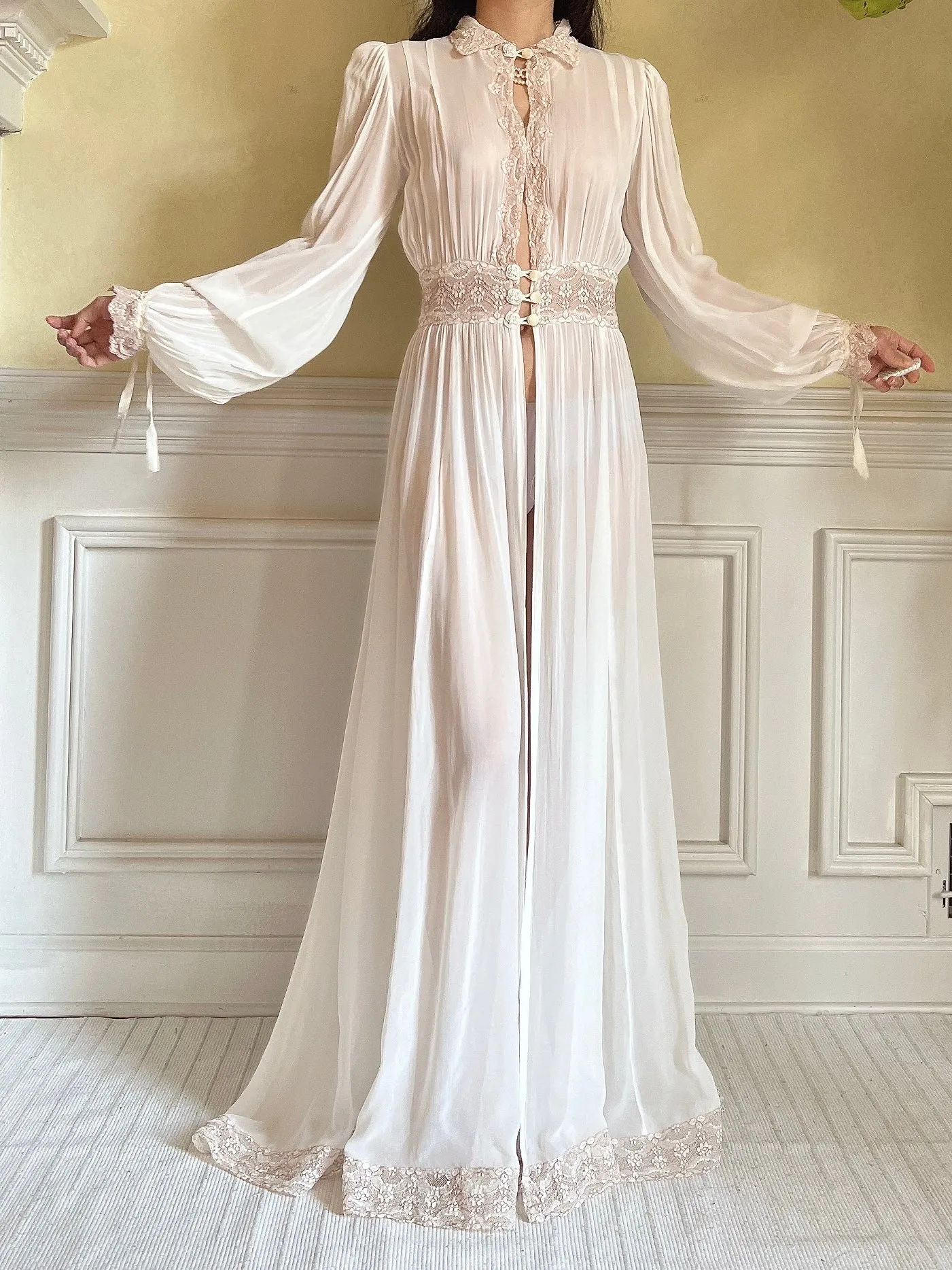 1930s Poet Sleeve Dressing Gown - XS