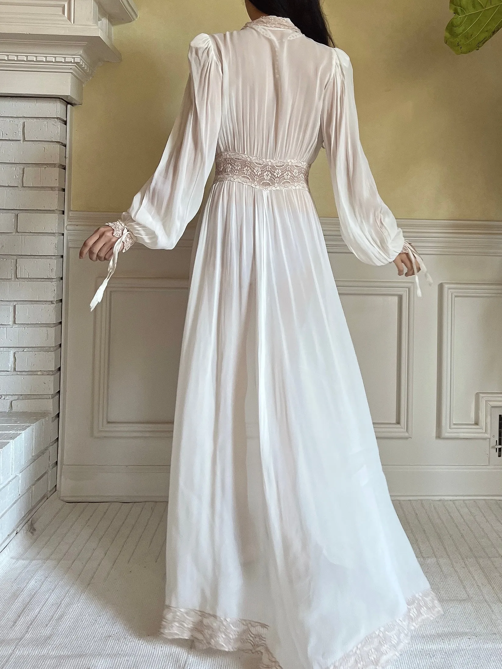 1930s Poet Sleeve Dressing Gown - XS