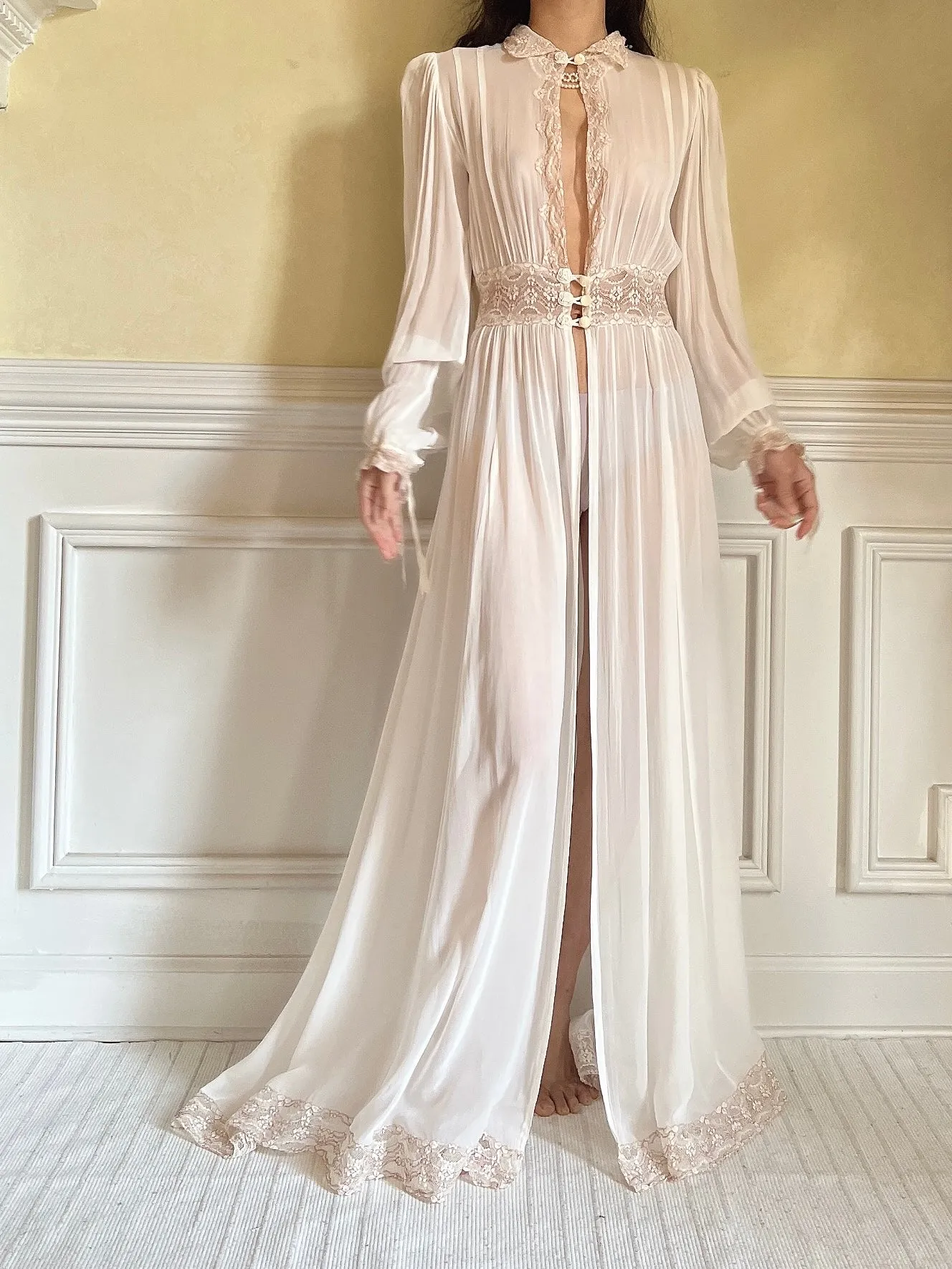 1930s Poet Sleeve Dressing Gown - XS