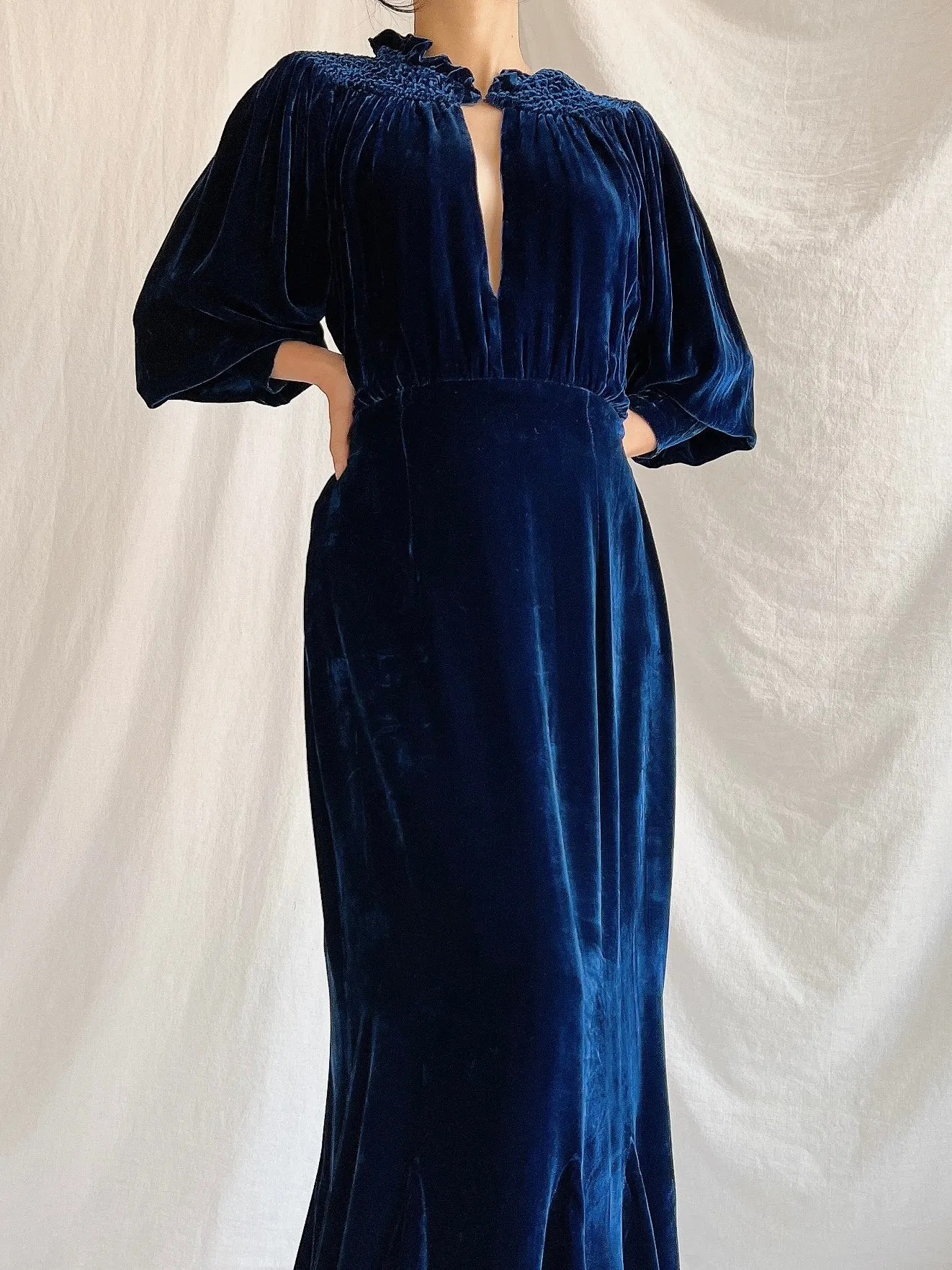 1930s Sapphire Silk Velvet Gown - M