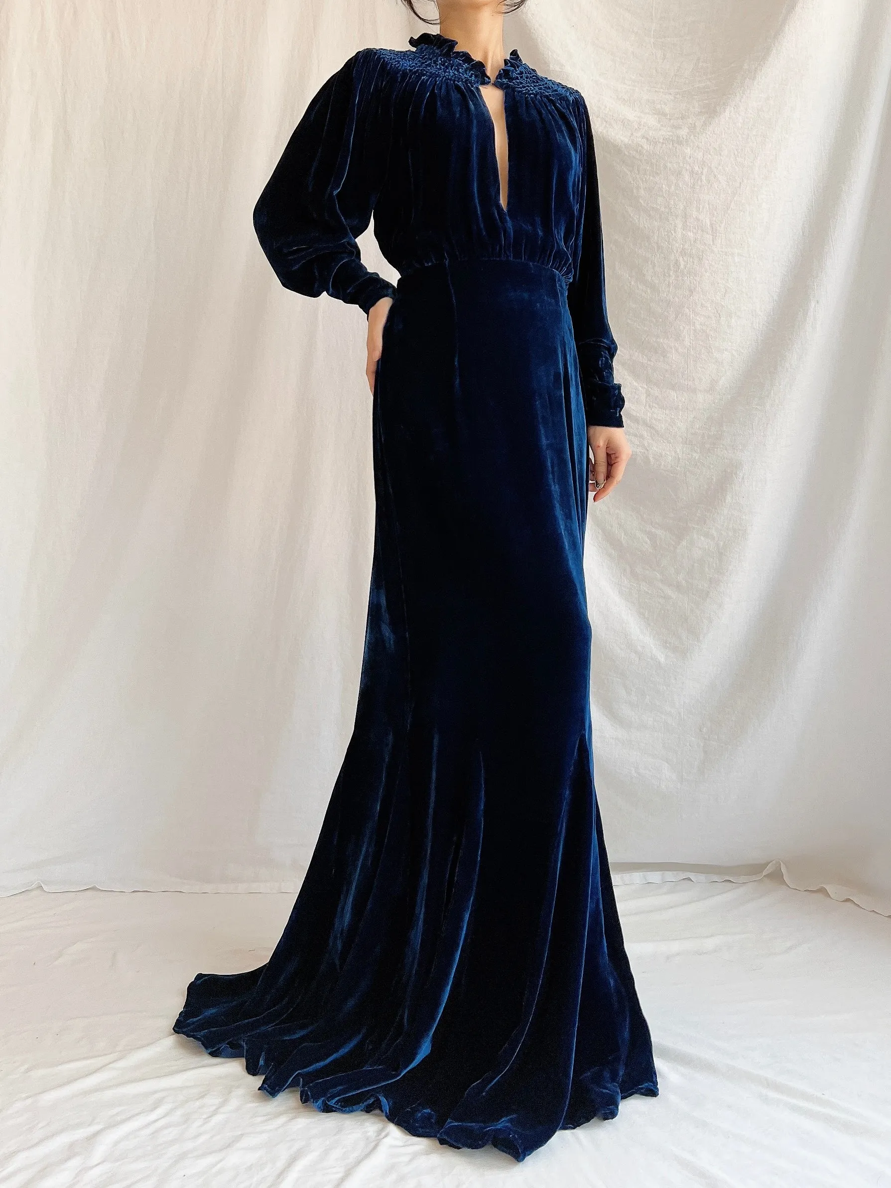 1930s Sapphire Silk Velvet Gown - M