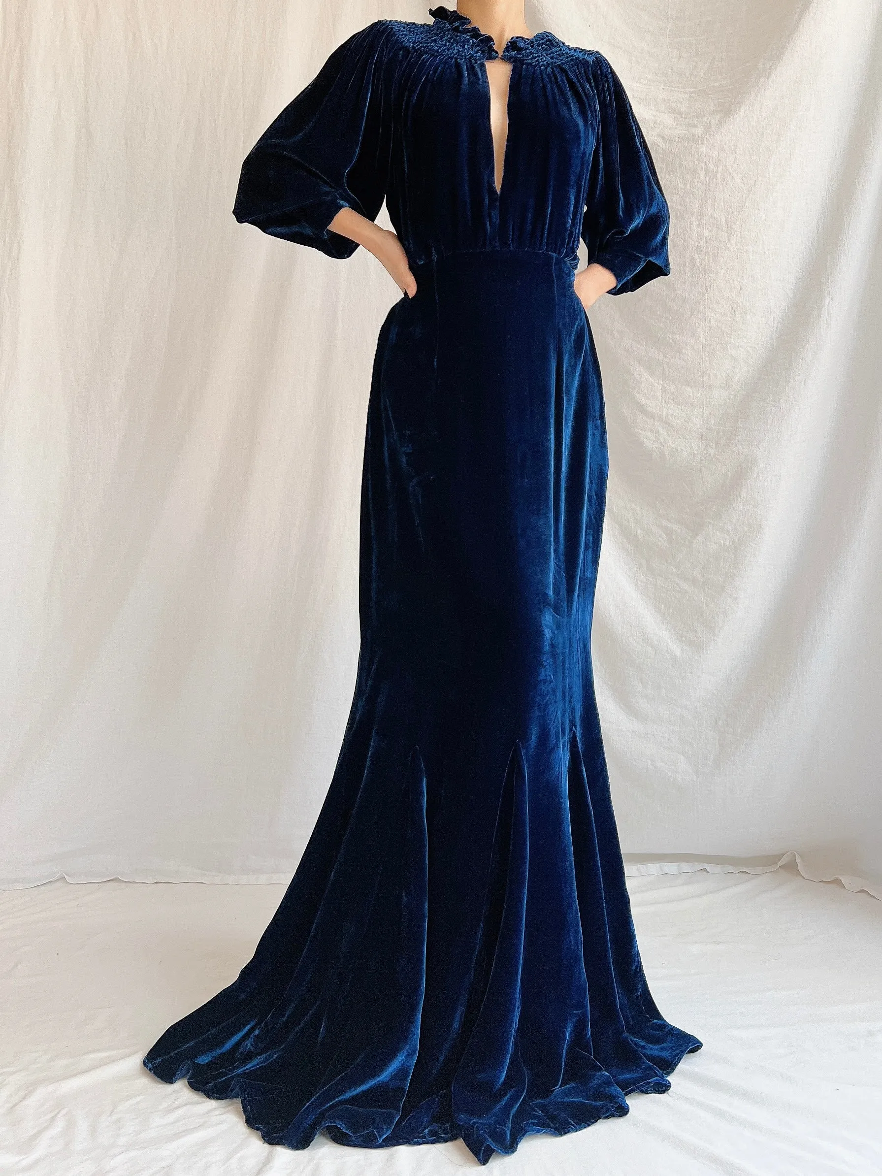 1930s Sapphire Silk Velvet Gown - M