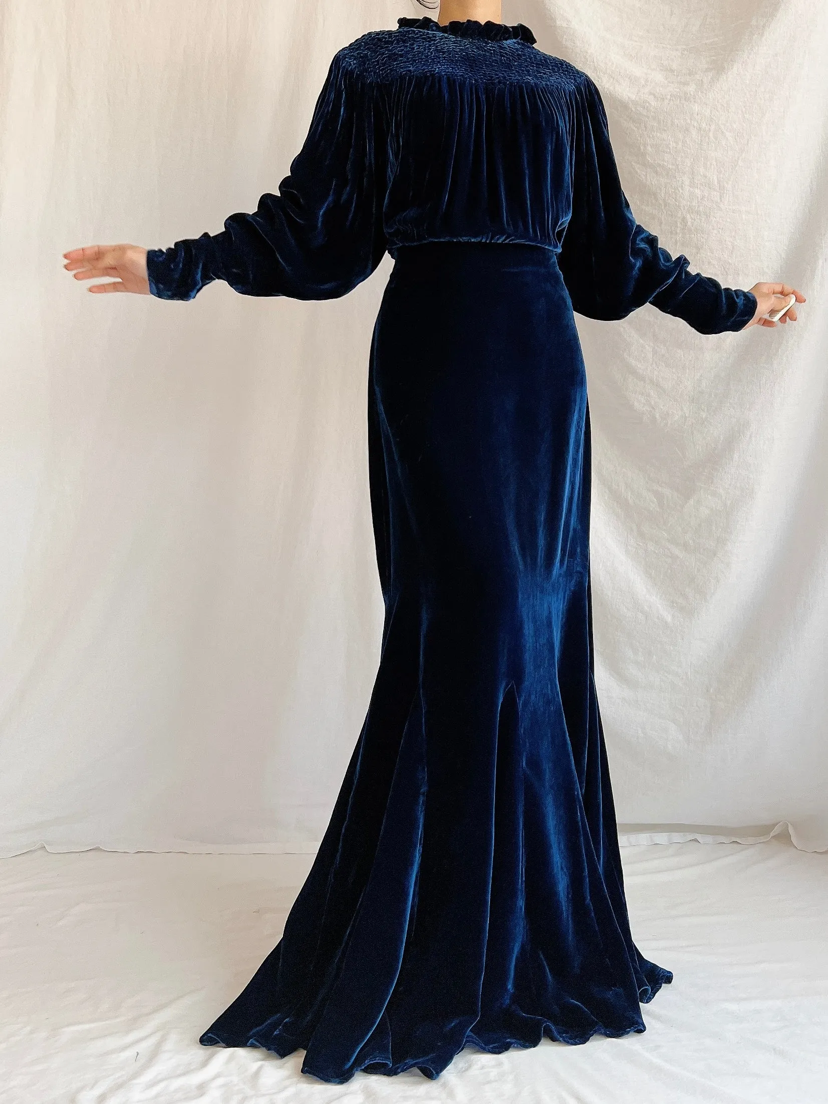 1930s Sapphire Silk Velvet Gown - M