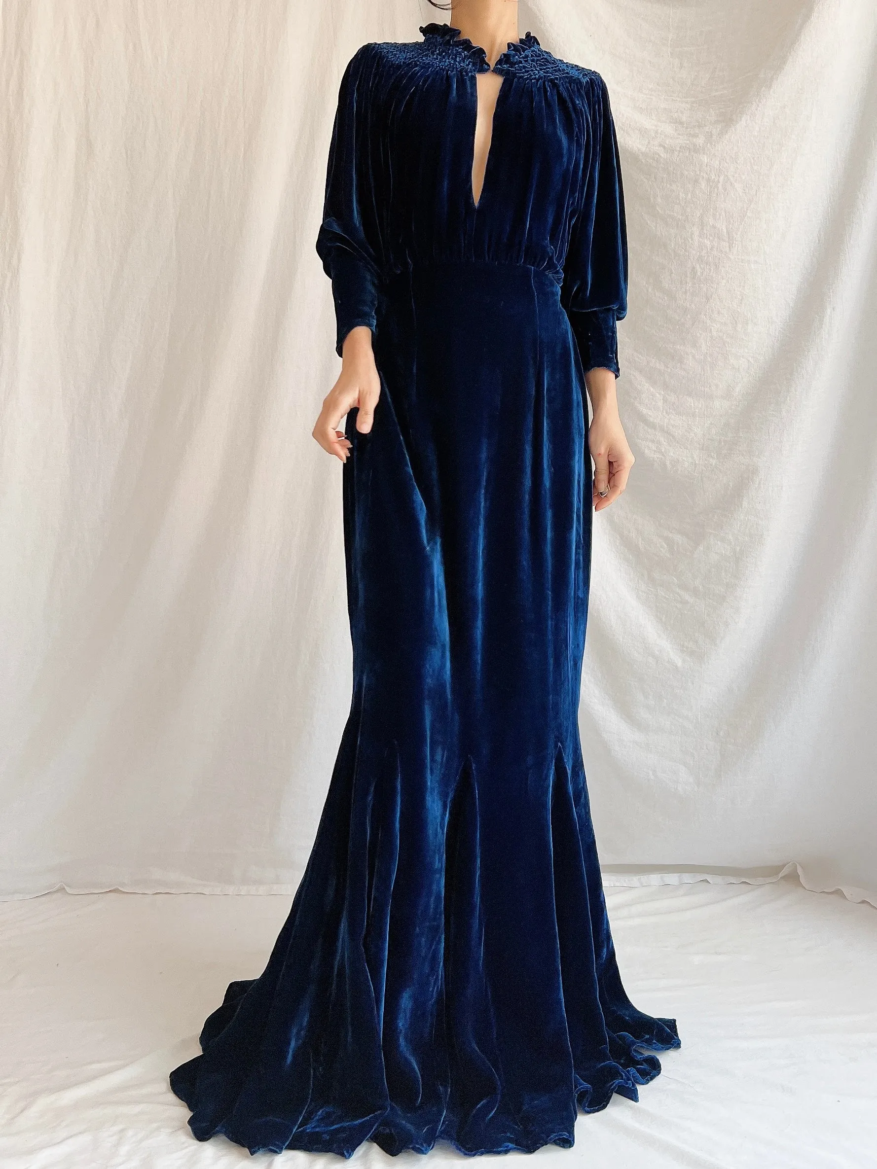 1930s Sapphire Silk Velvet Gown - M