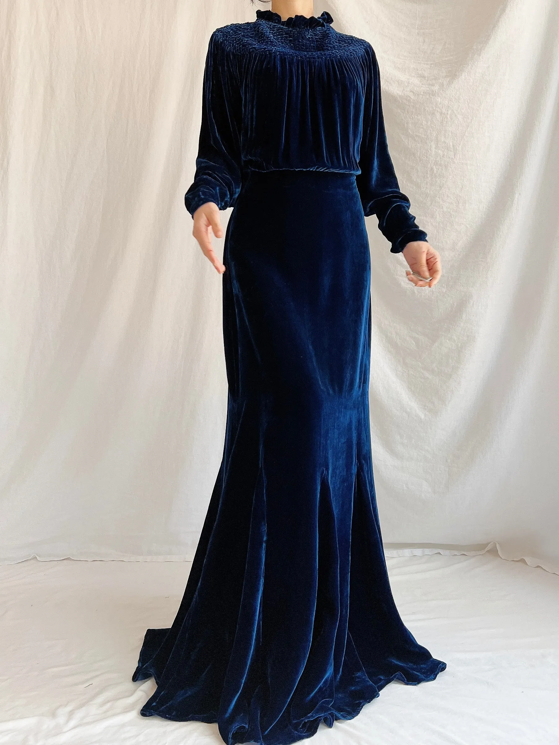 1930s Sapphire Silk Velvet Gown - M