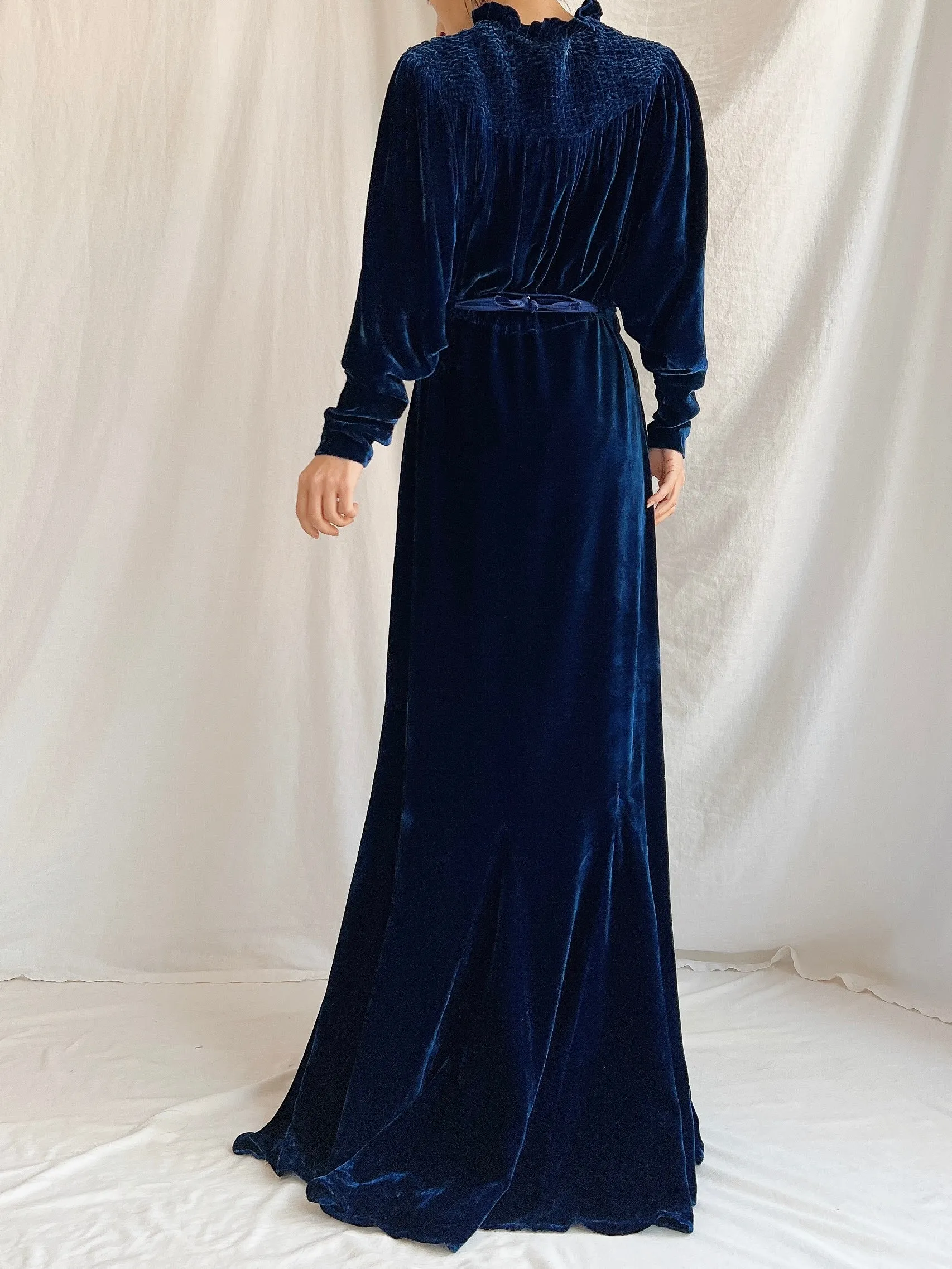 1930s Sapphire Silk Velvet Gown - M