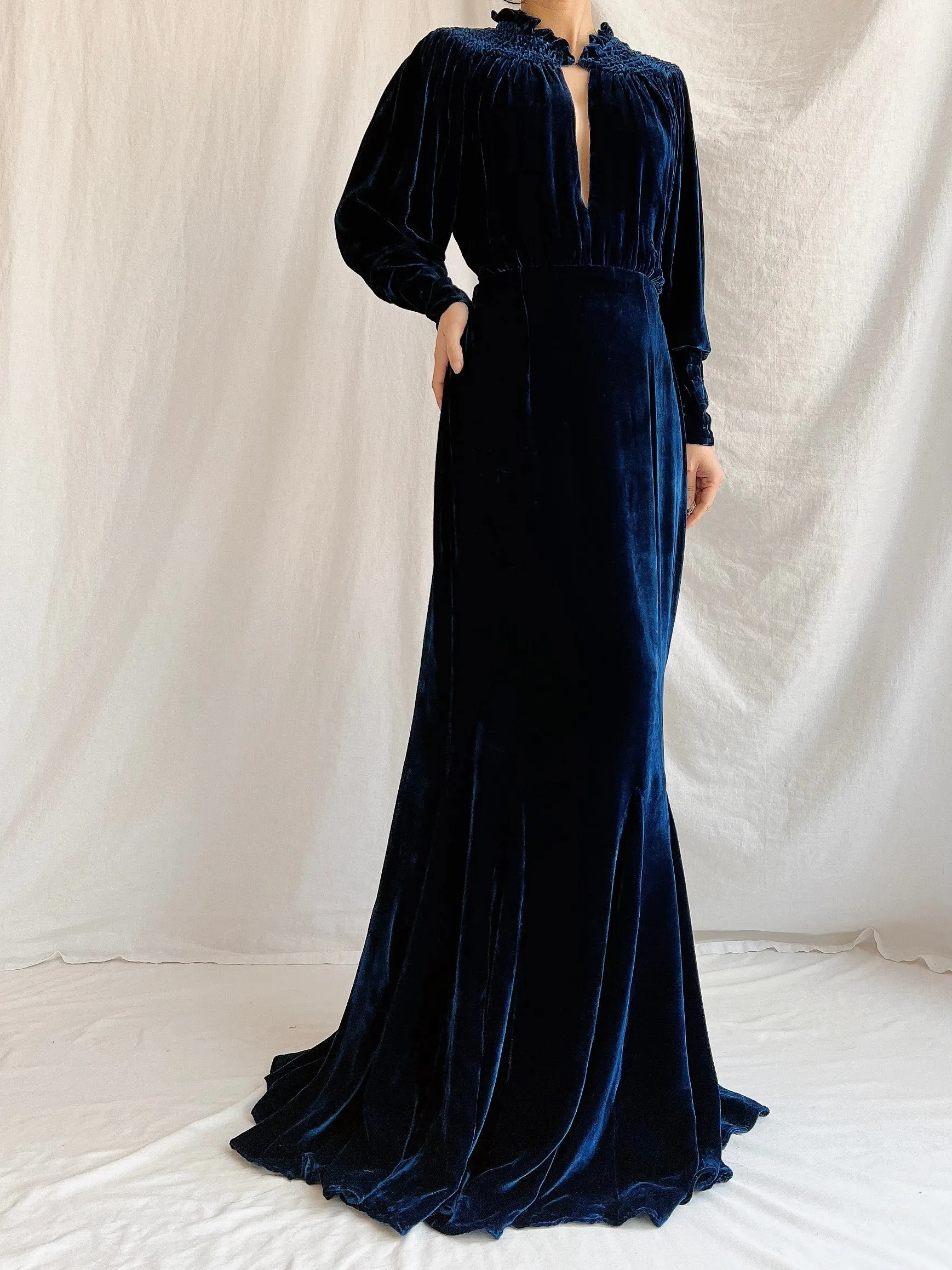 1930s Sapphire Silk Velvet Gown - M