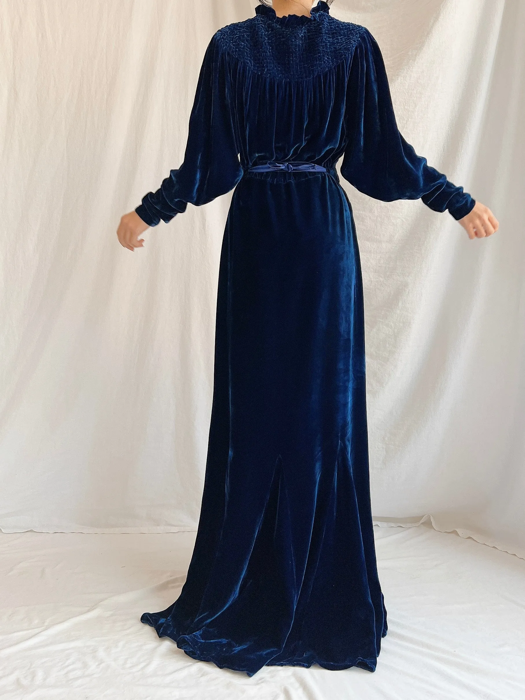 1930s Sapphire Silk Velvet Gown - M