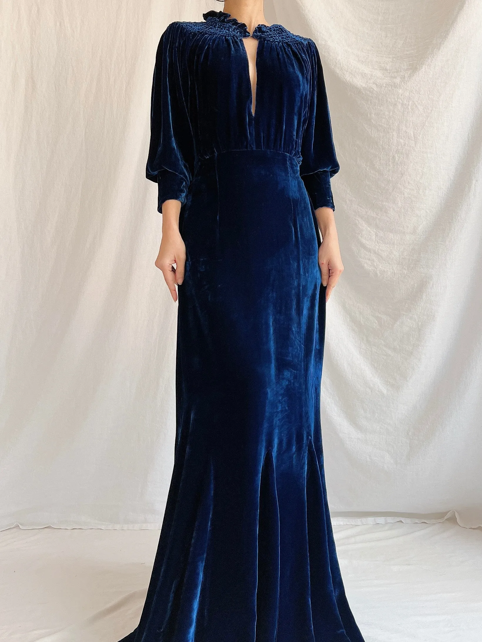 1930s Sapphire Silk Velvet Gown - M