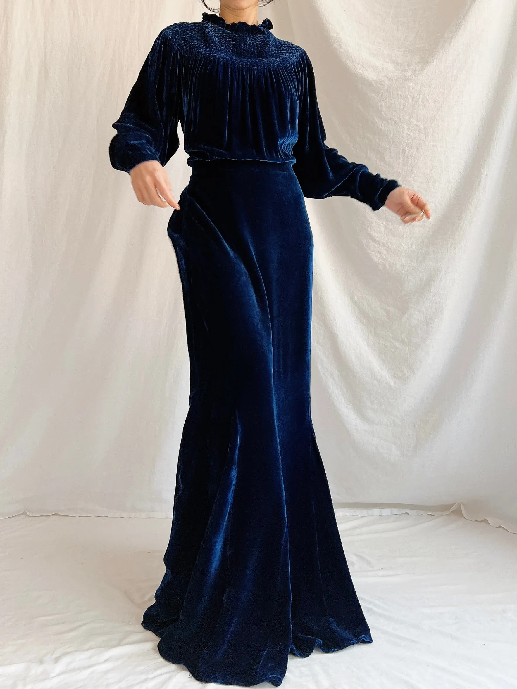 1930s Sapphire Silk Velvet Gown - M