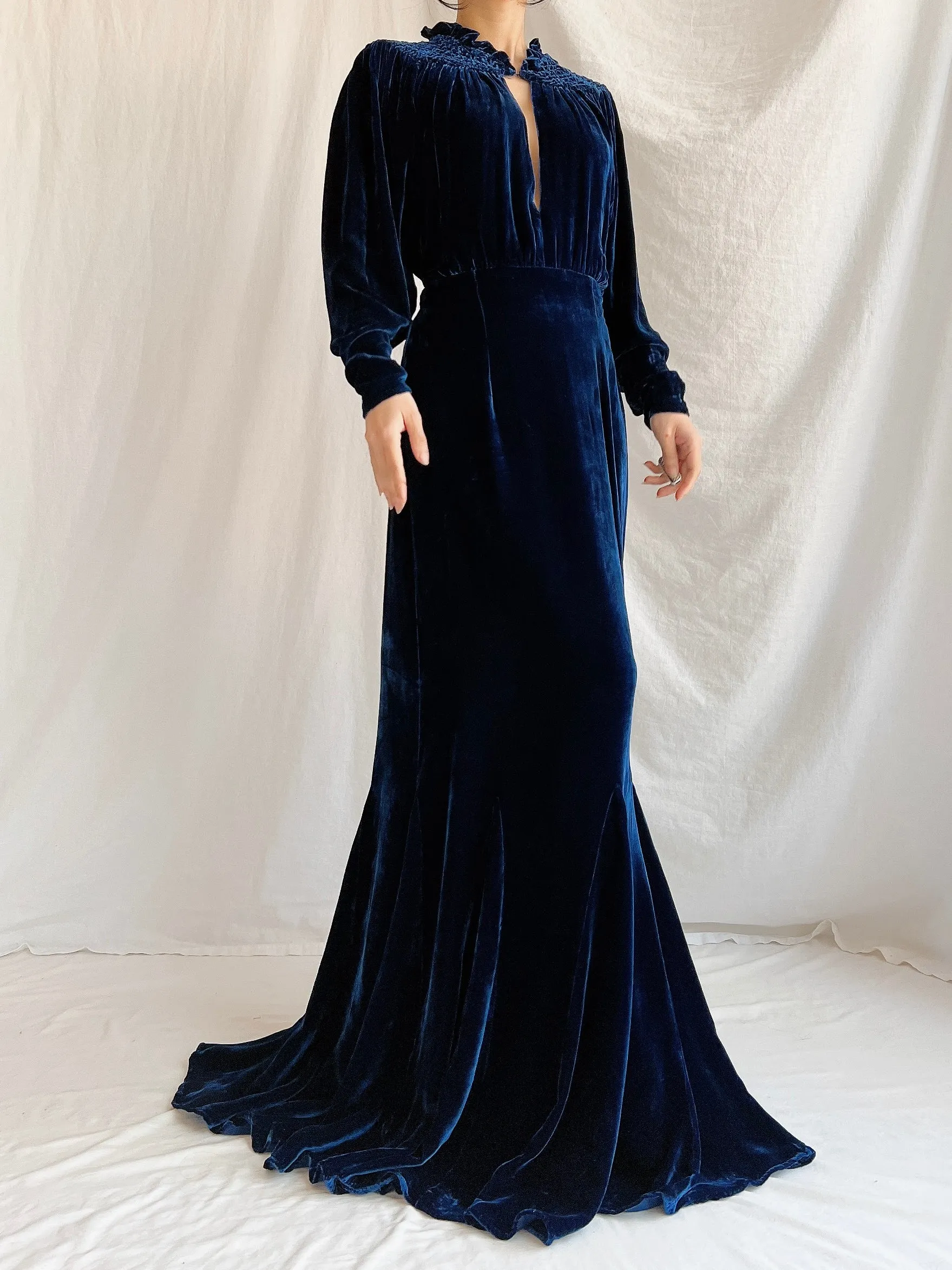 1930s Sapphire Silk Velvet Gown - M