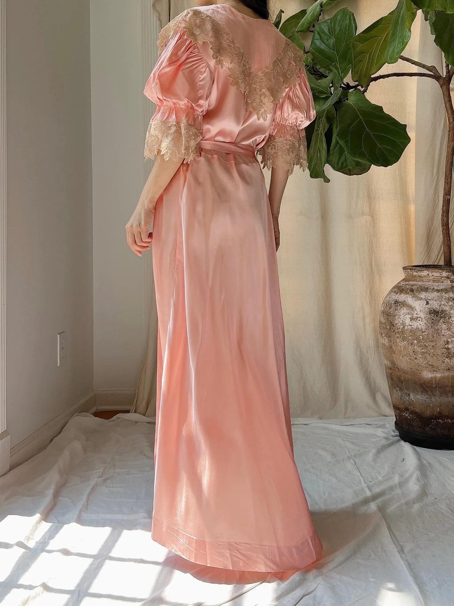 1930s Satin Puff Sleeve Dressing Gown - S