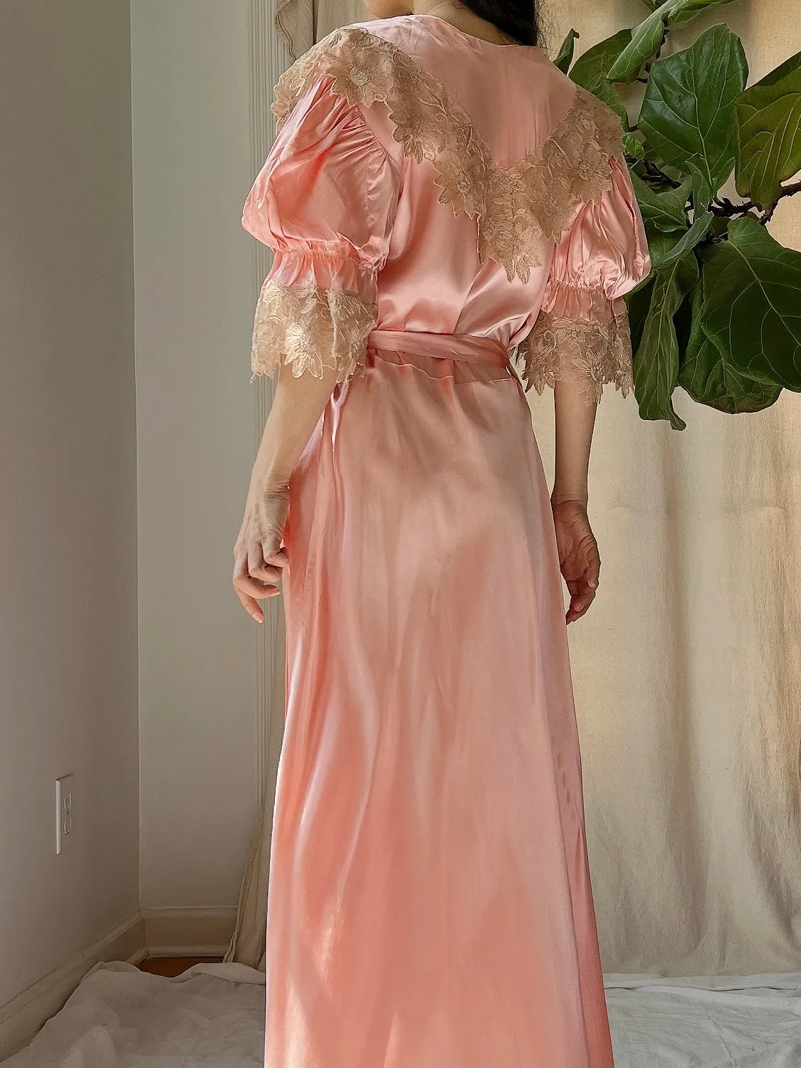 1930s Satin Puff Sleeve Dressing Gown - S