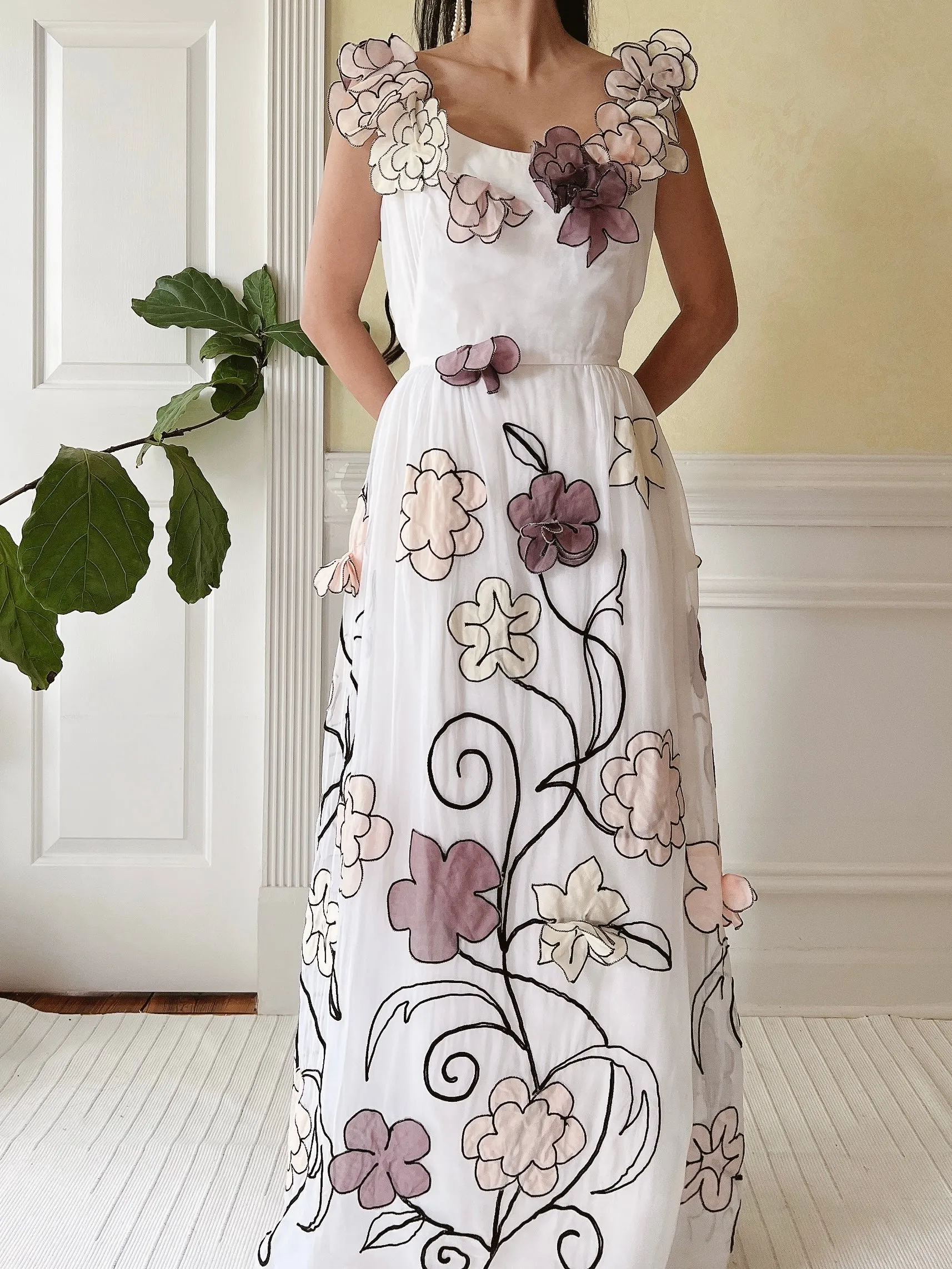 1950s Organdy Floral Appliqué Dress - M
