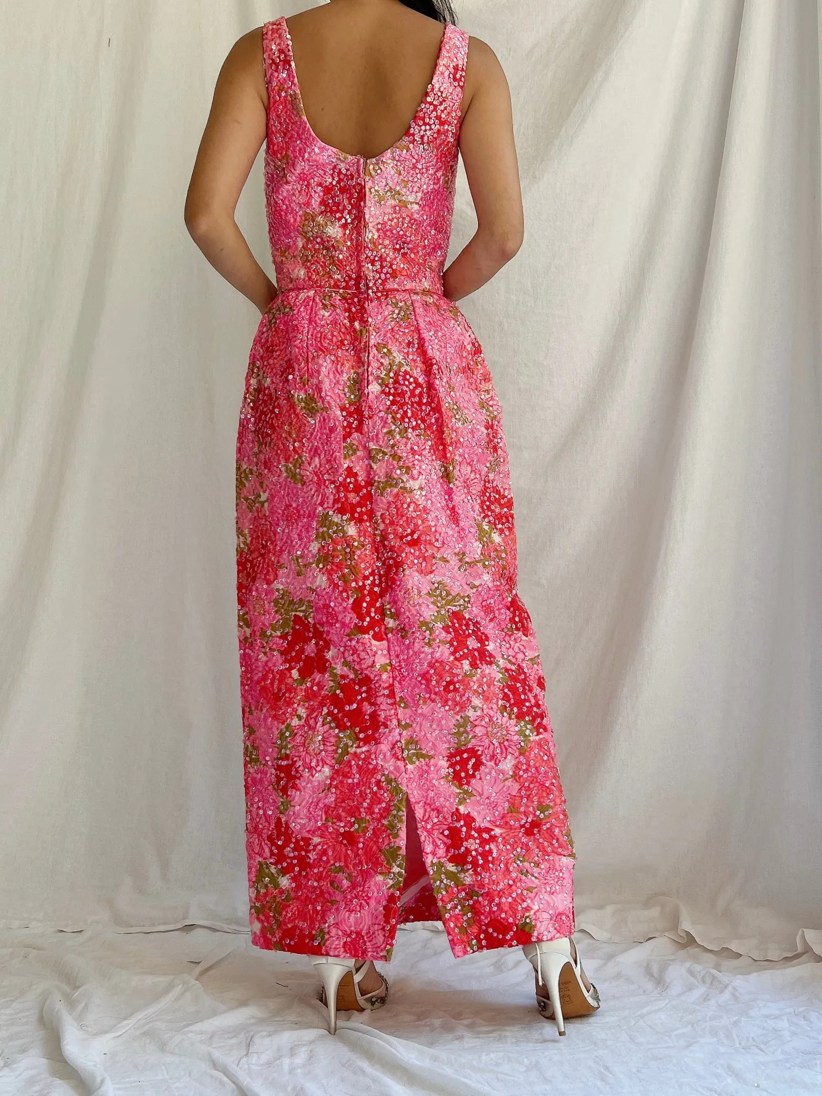 1960s Floral Sequins Wiggle Dress - M