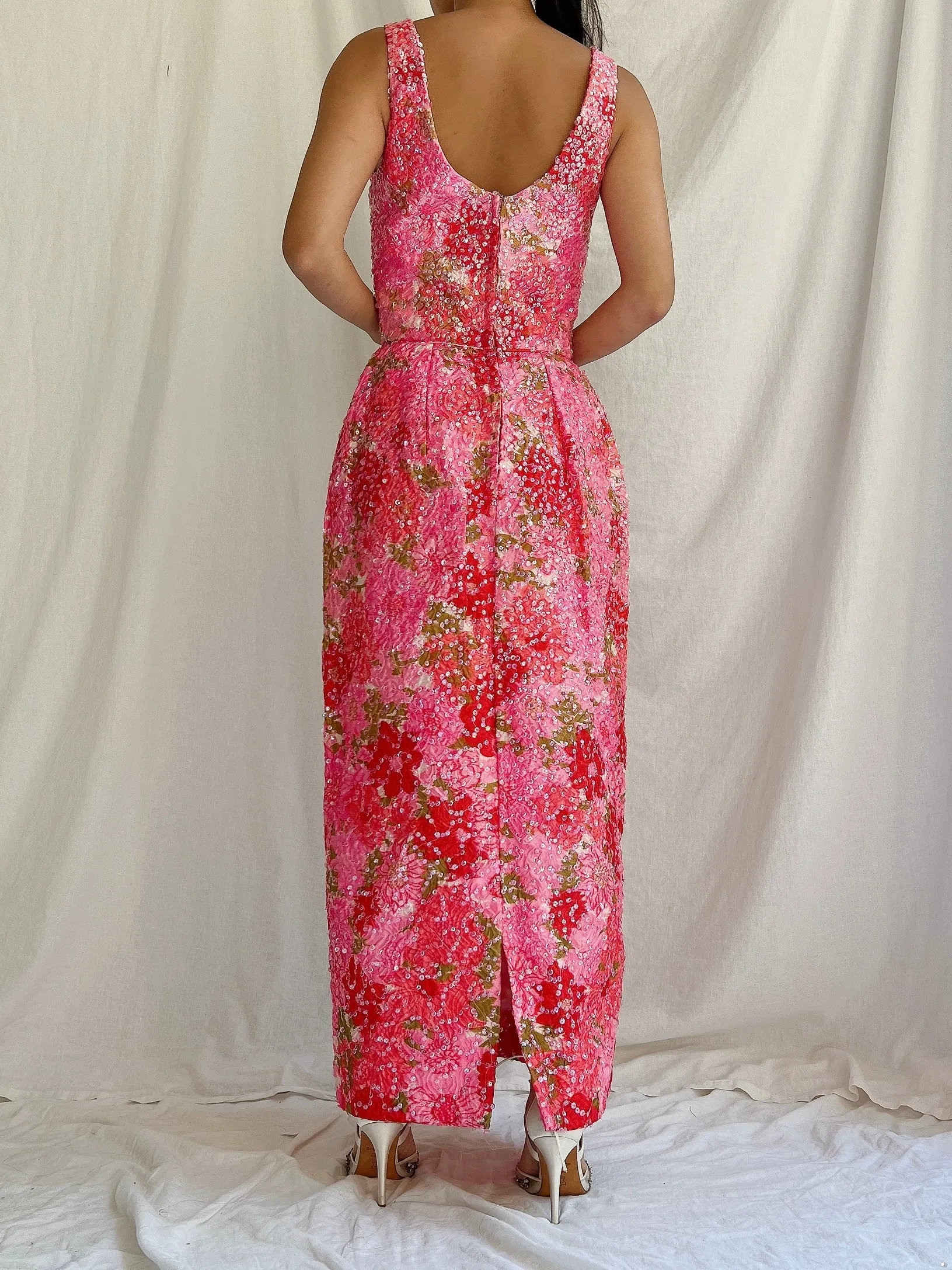 1960s Floral Sequins Wiggle Dress - M