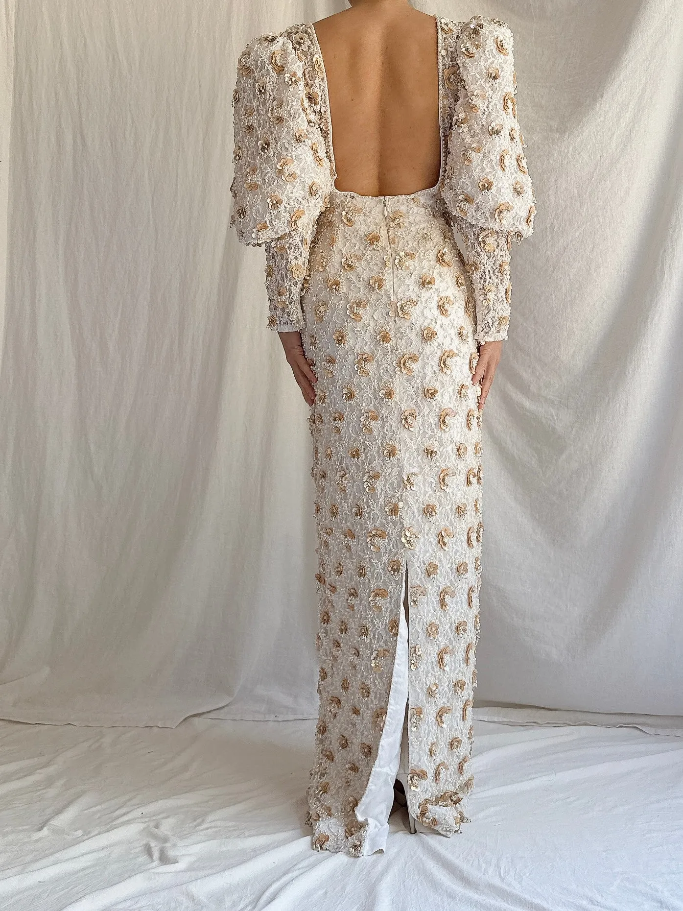 1980s Mutton Sleeves Lace Beaded Gown - M