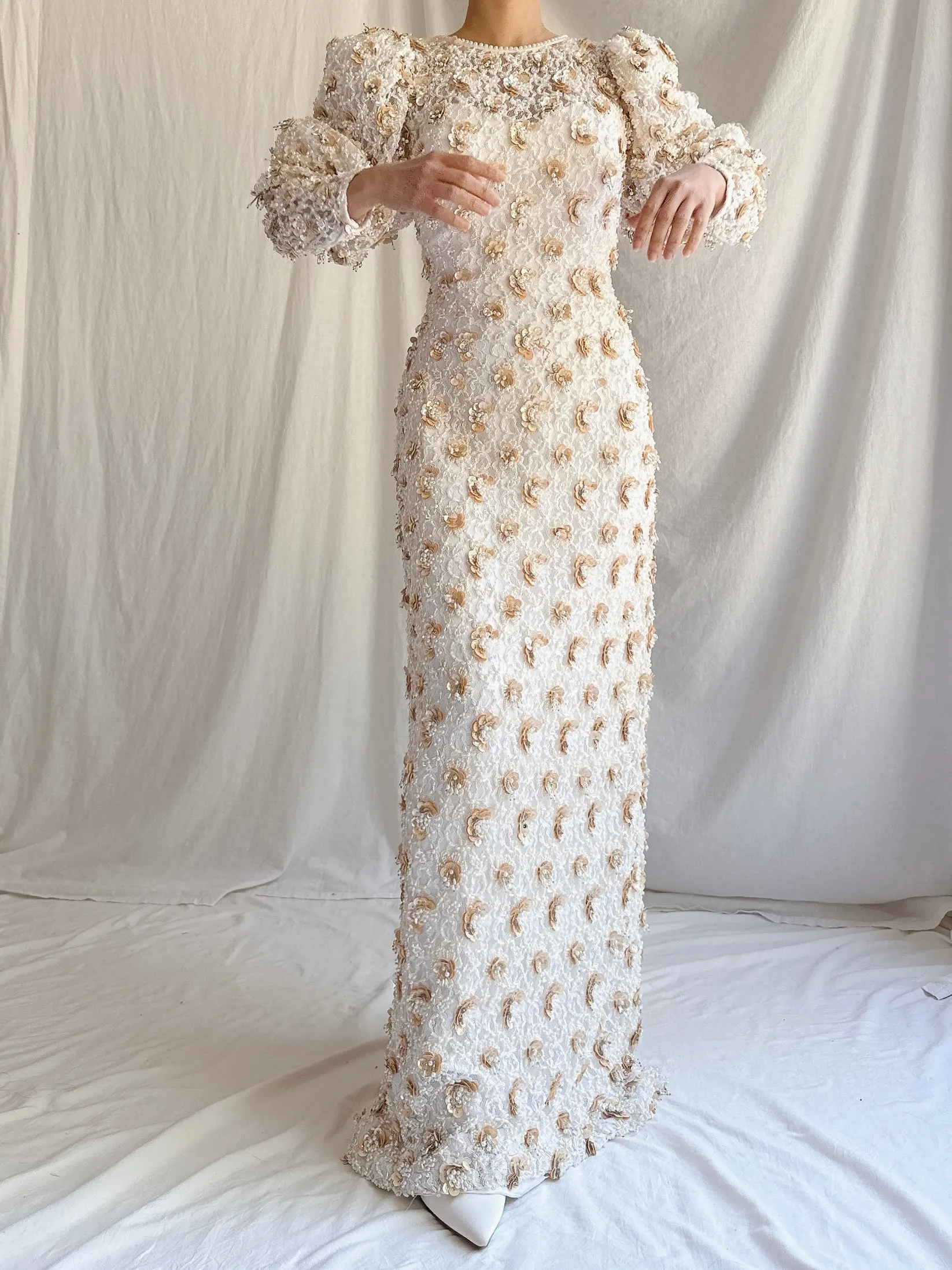1980s Mutton Sleeves Lace Beaded Gown - M