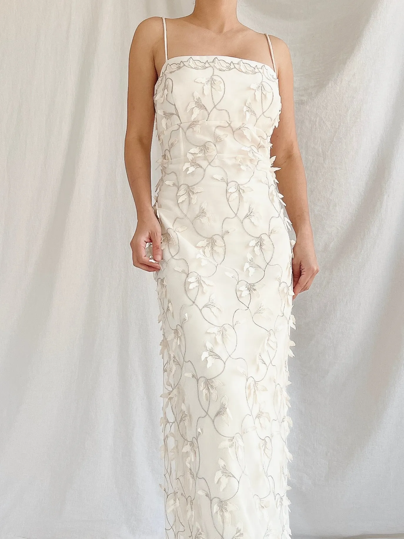 1990s 3D Floral Applique Tulle Gown - M