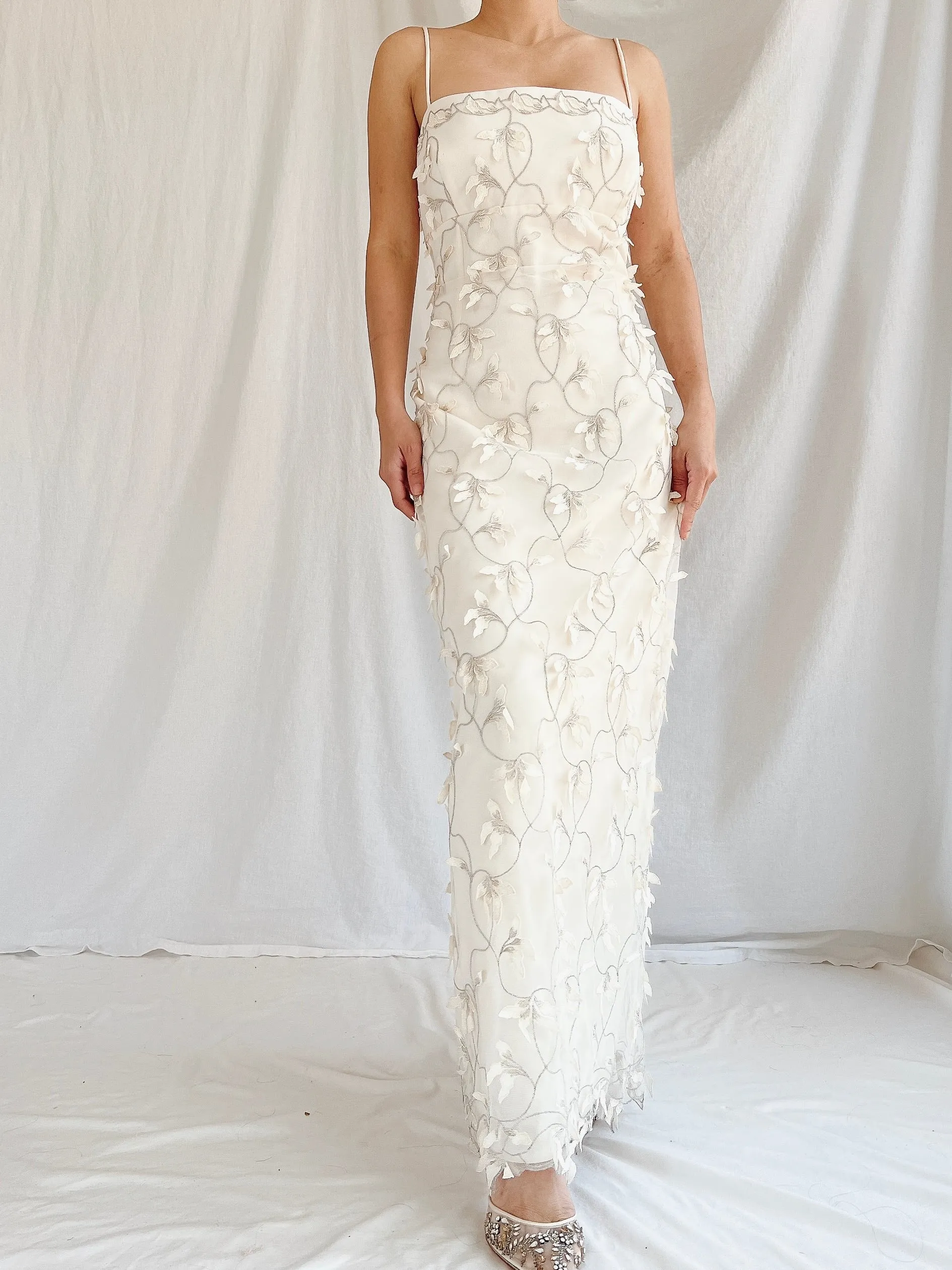1990s 3D Floral Applique Tulle Gown - M