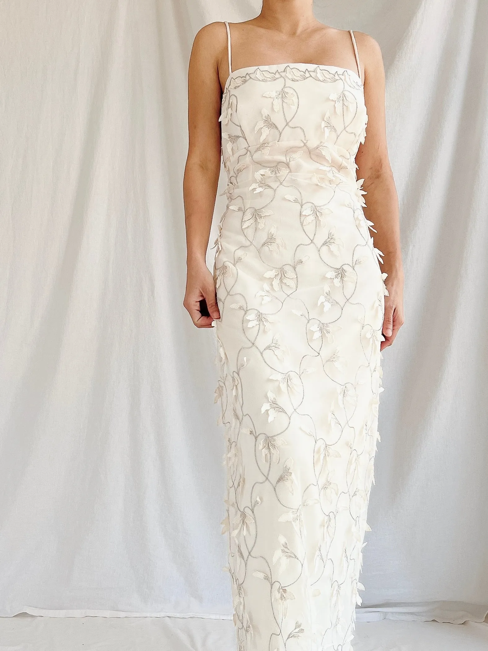 1990s 3D Floral Applique Tulle Gown - M