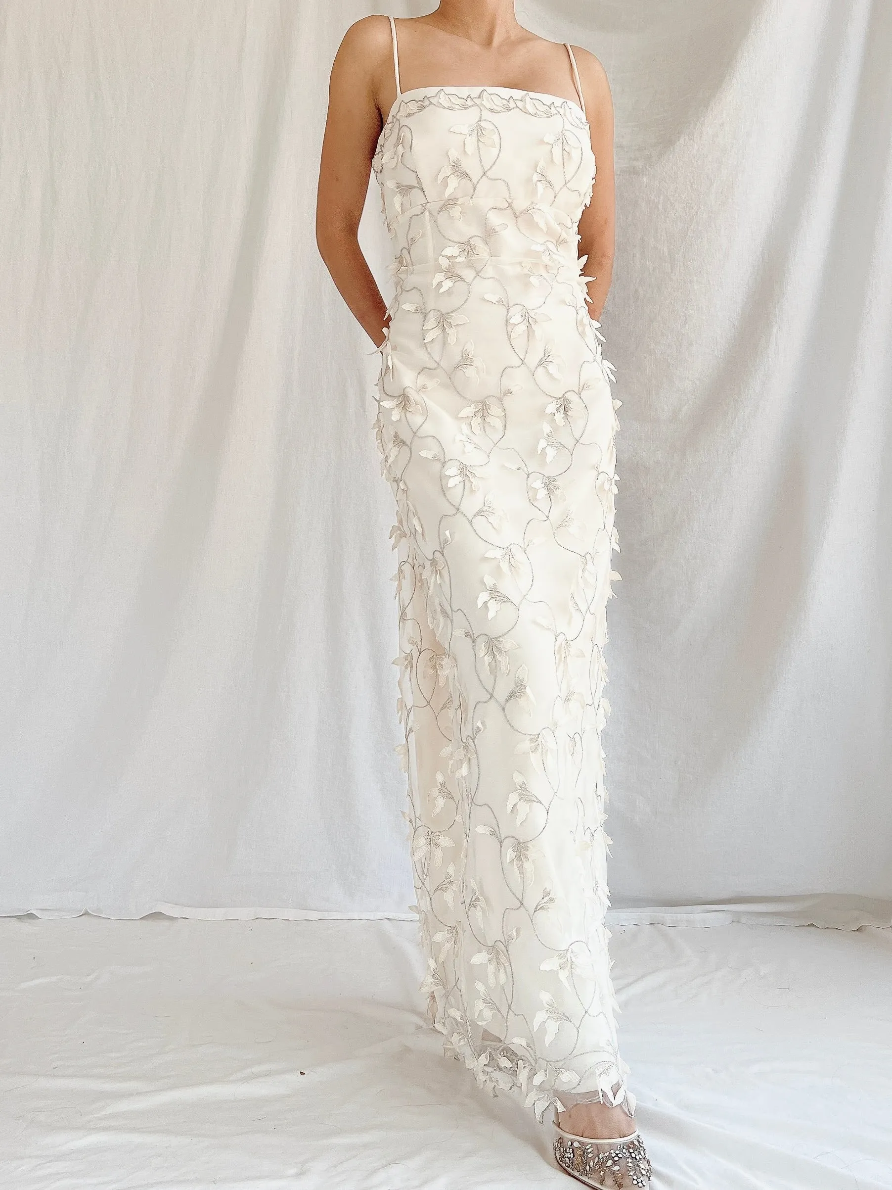1990s 3D Floral Applique Tulle Gown - M