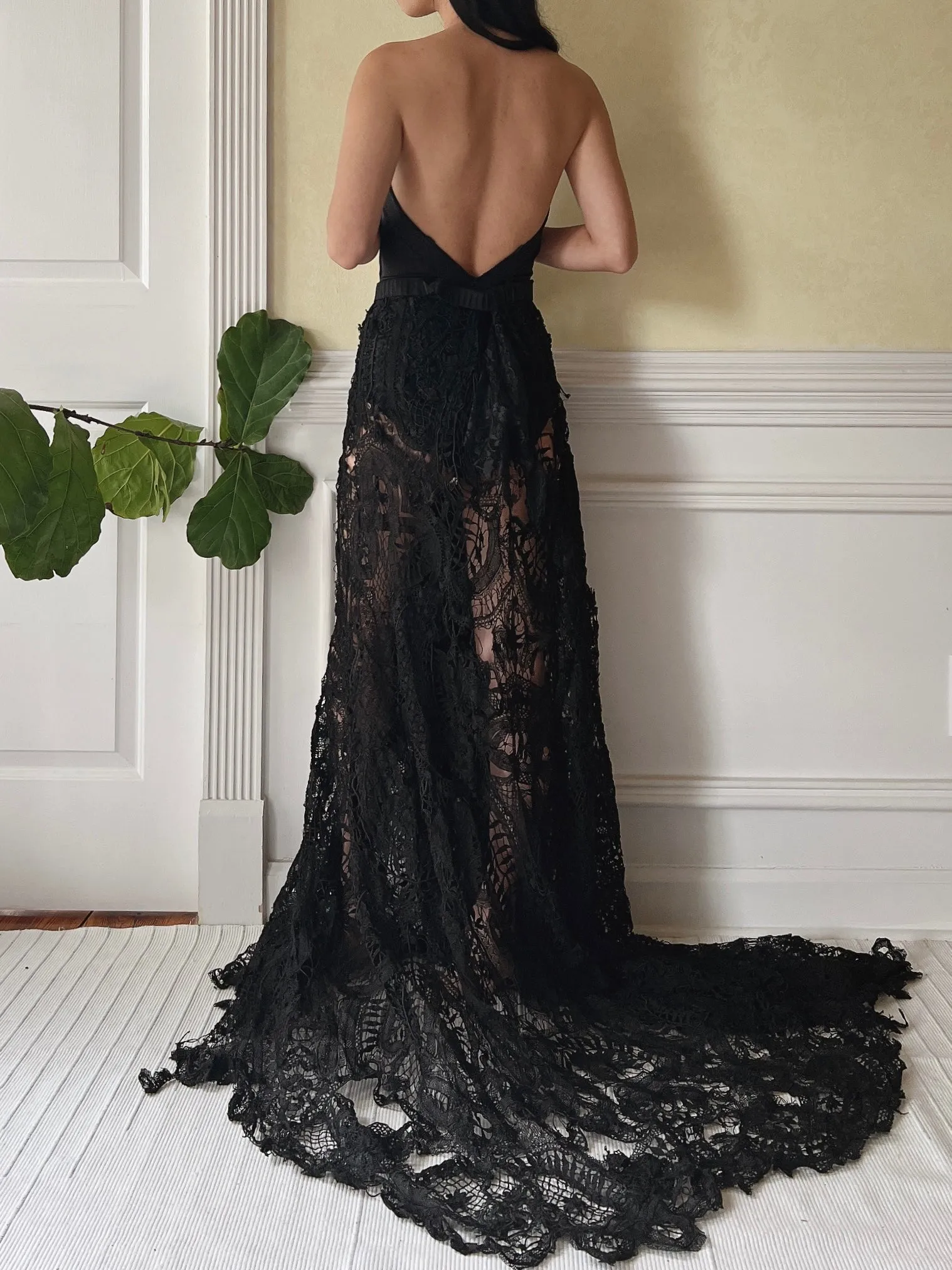 Antique Crochet Lace Skirt - M