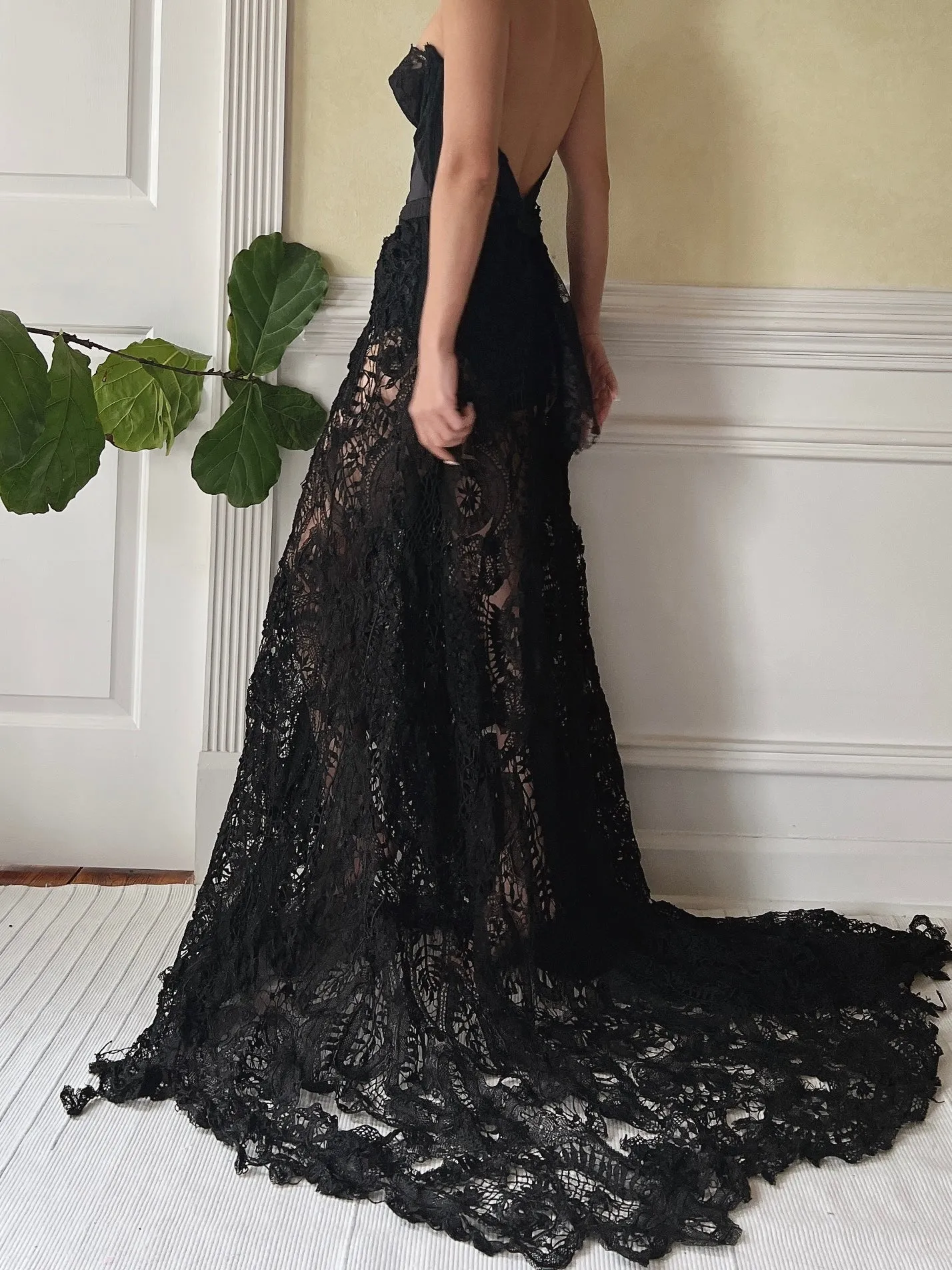 Antique Crochet Lace Skirt - M