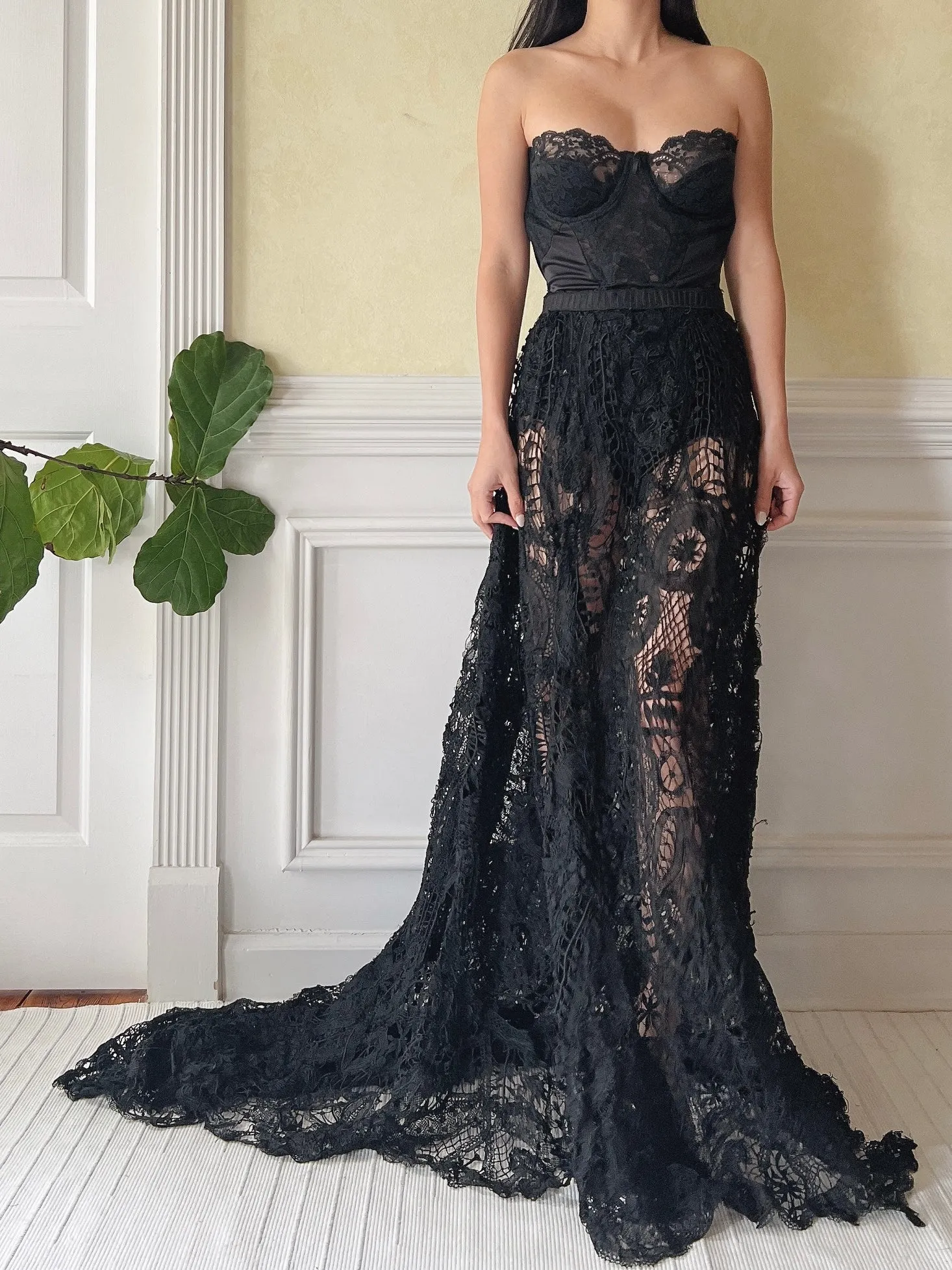 Antique Crochet Lace Skirt - M