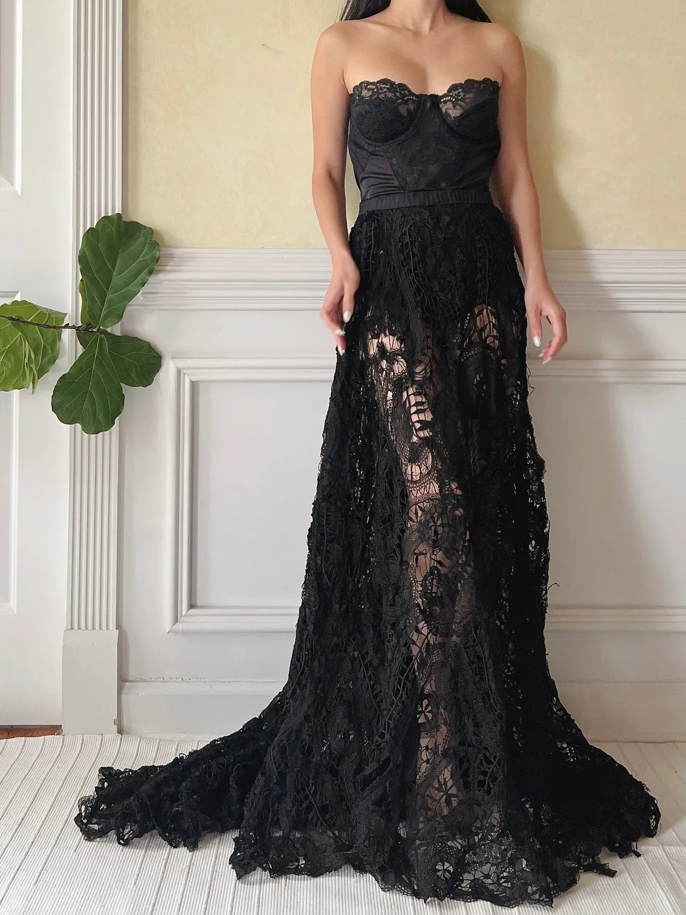 Antique Crochet Lace Skirt - M