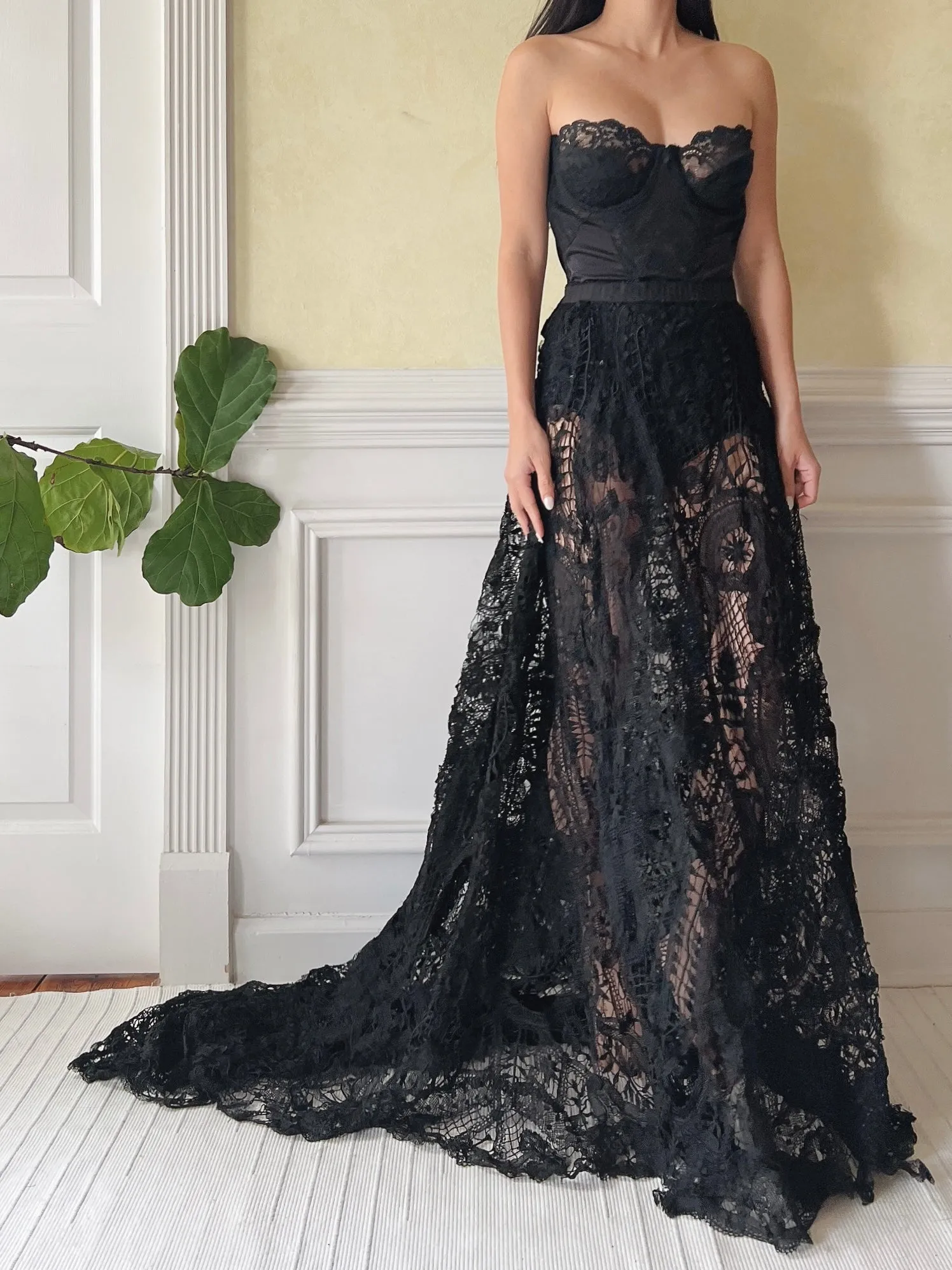 Antique Crochet Lace Skirt - M