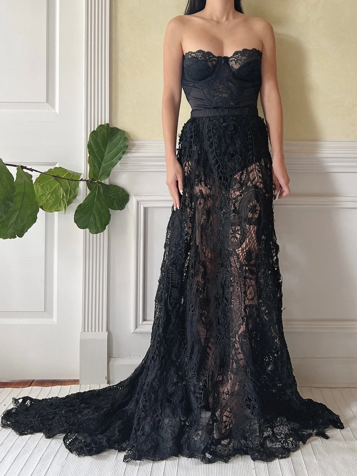 Antique Crochet Lace Skirt - M
