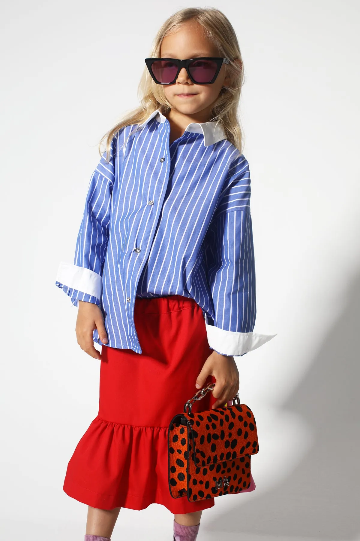 BLUE AND WHITE STRIPED LOOSE SHIRT