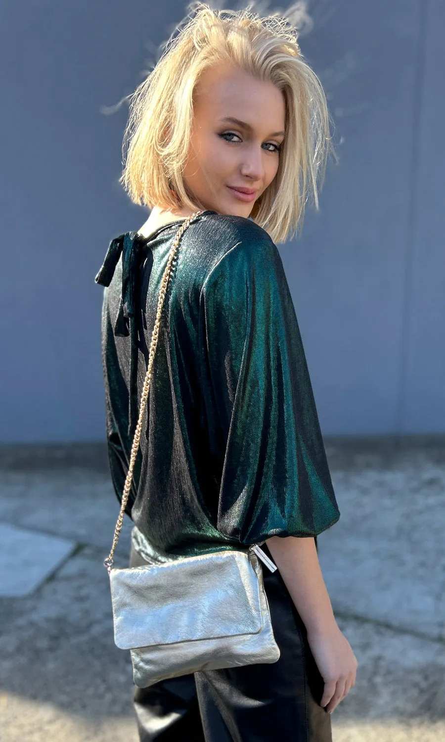 hoss Dramatic Green Metallic Top