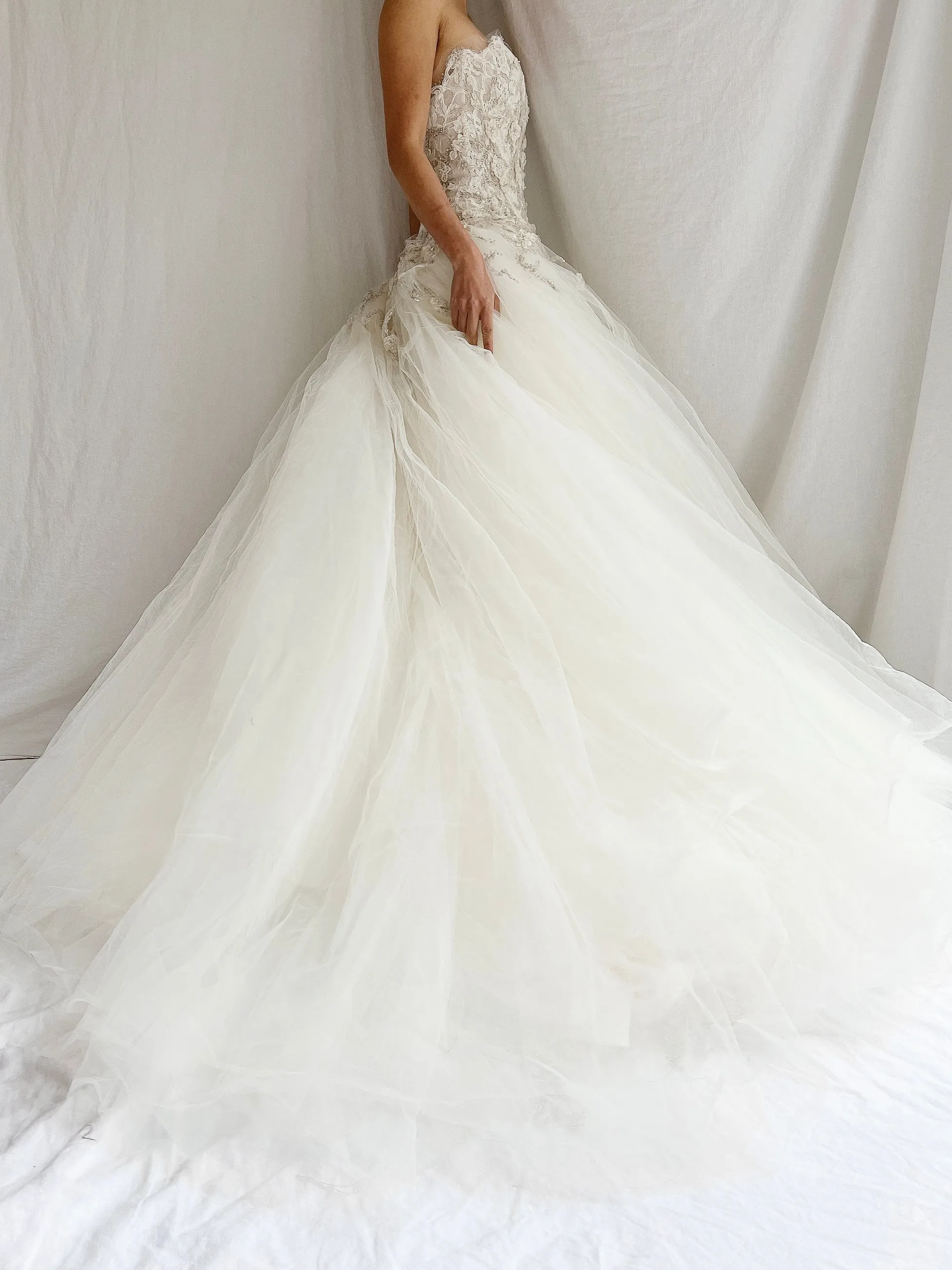 Lazaro Strapless Tulle Gown Sweetheart Bodice - XS/2