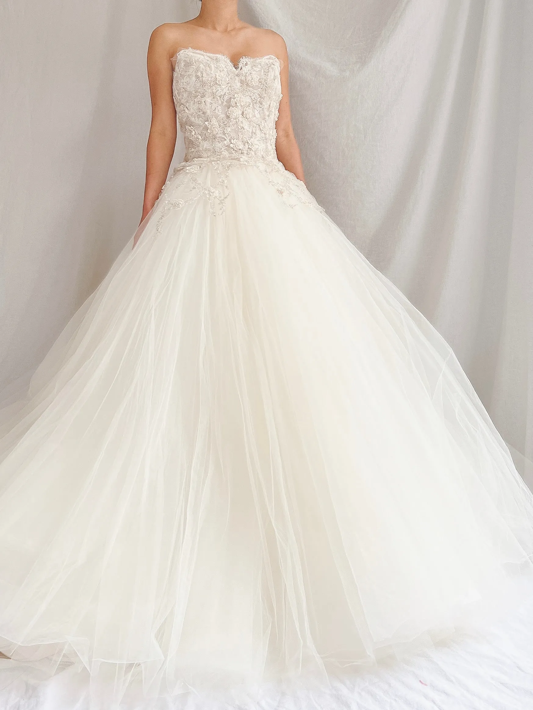 Lazaro Strapless Tulle Gown Sweetheart Bodice - XS/2