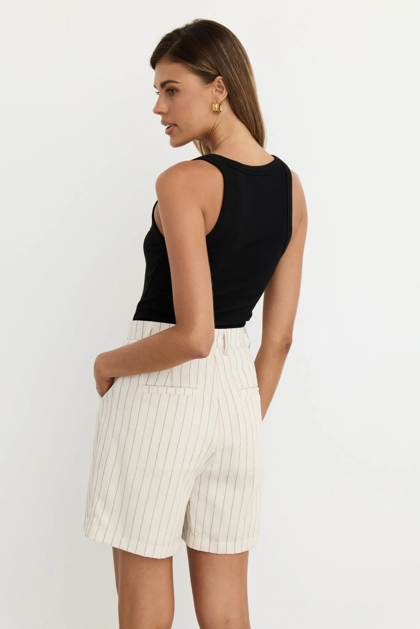 Sara Short (Beige)