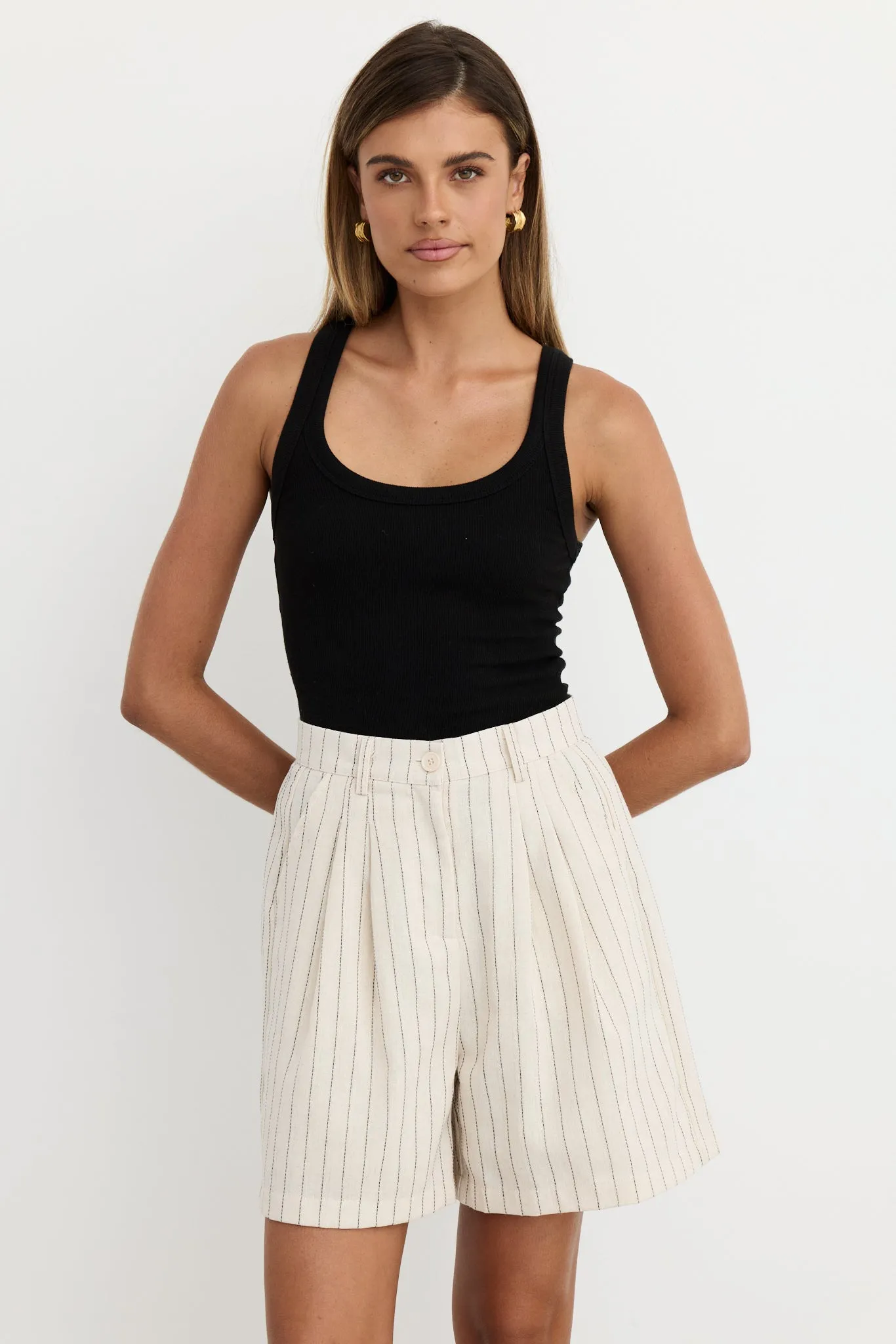 Sara Short (Beige)