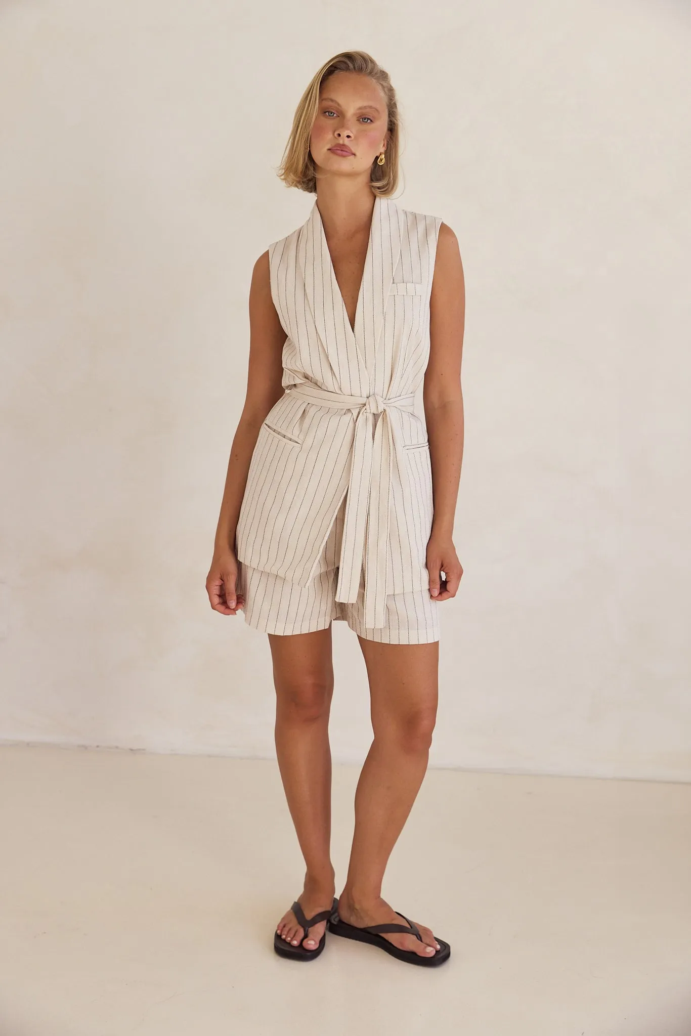 Sara Short (Beige)