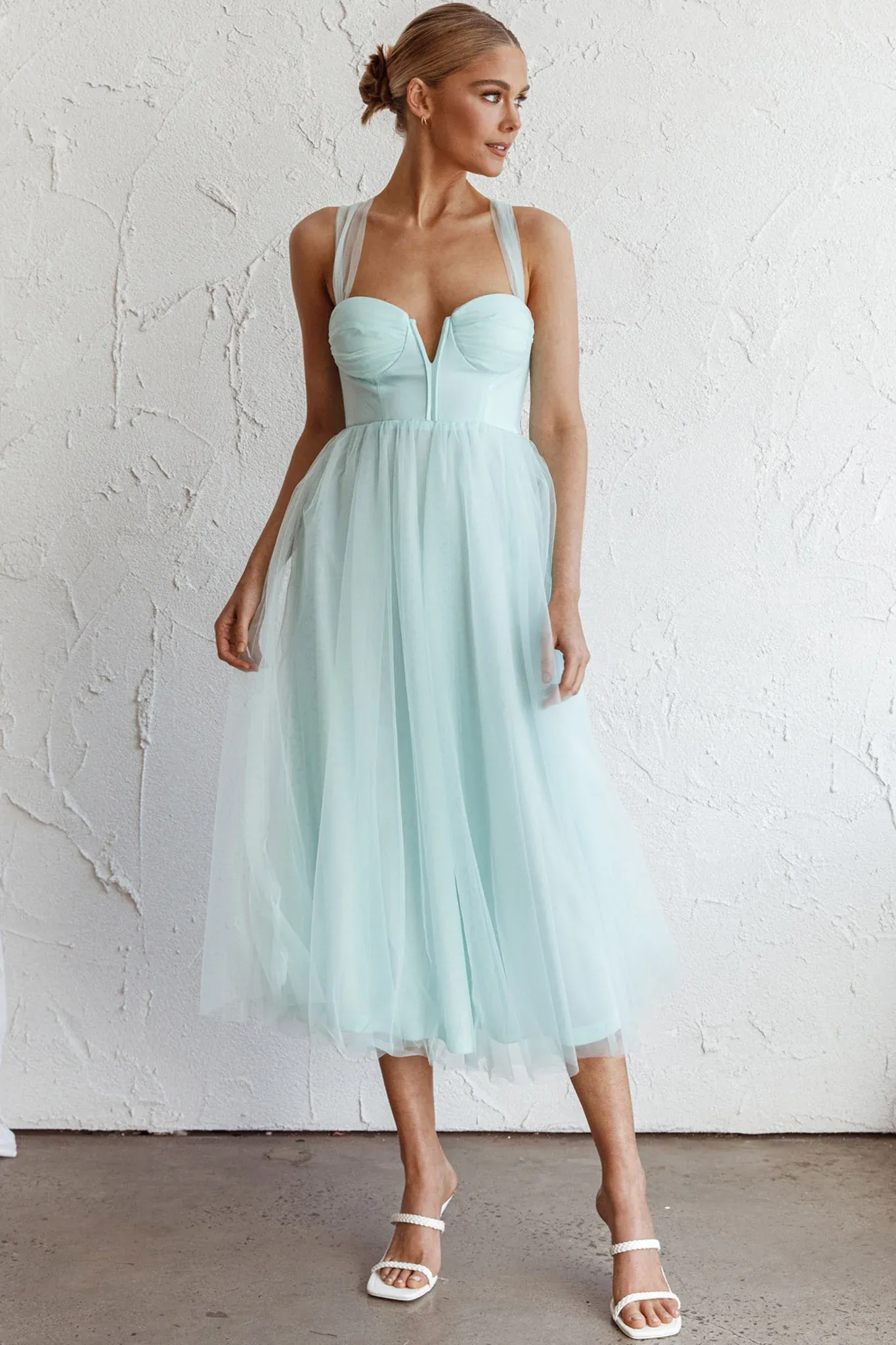 Surreal Lace-Up Back Tulle Midi Dress Mint