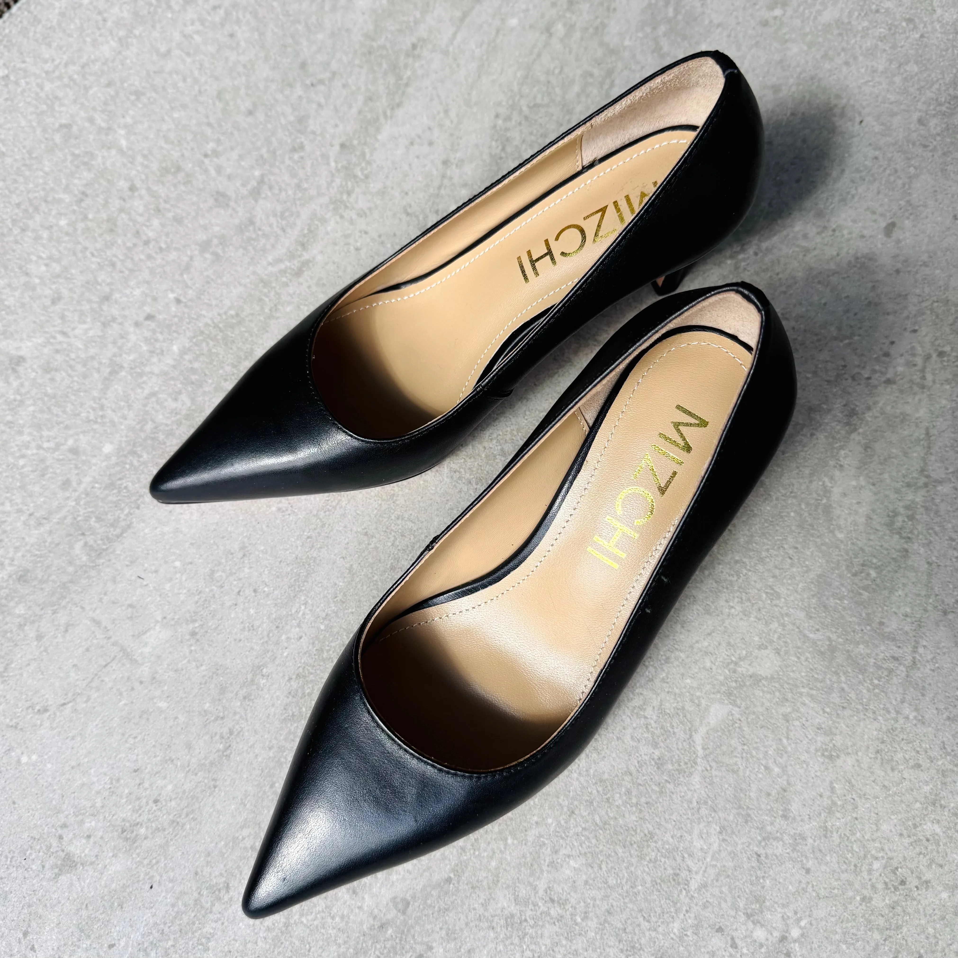 *TIA BLACK LEATHER - kitten heels