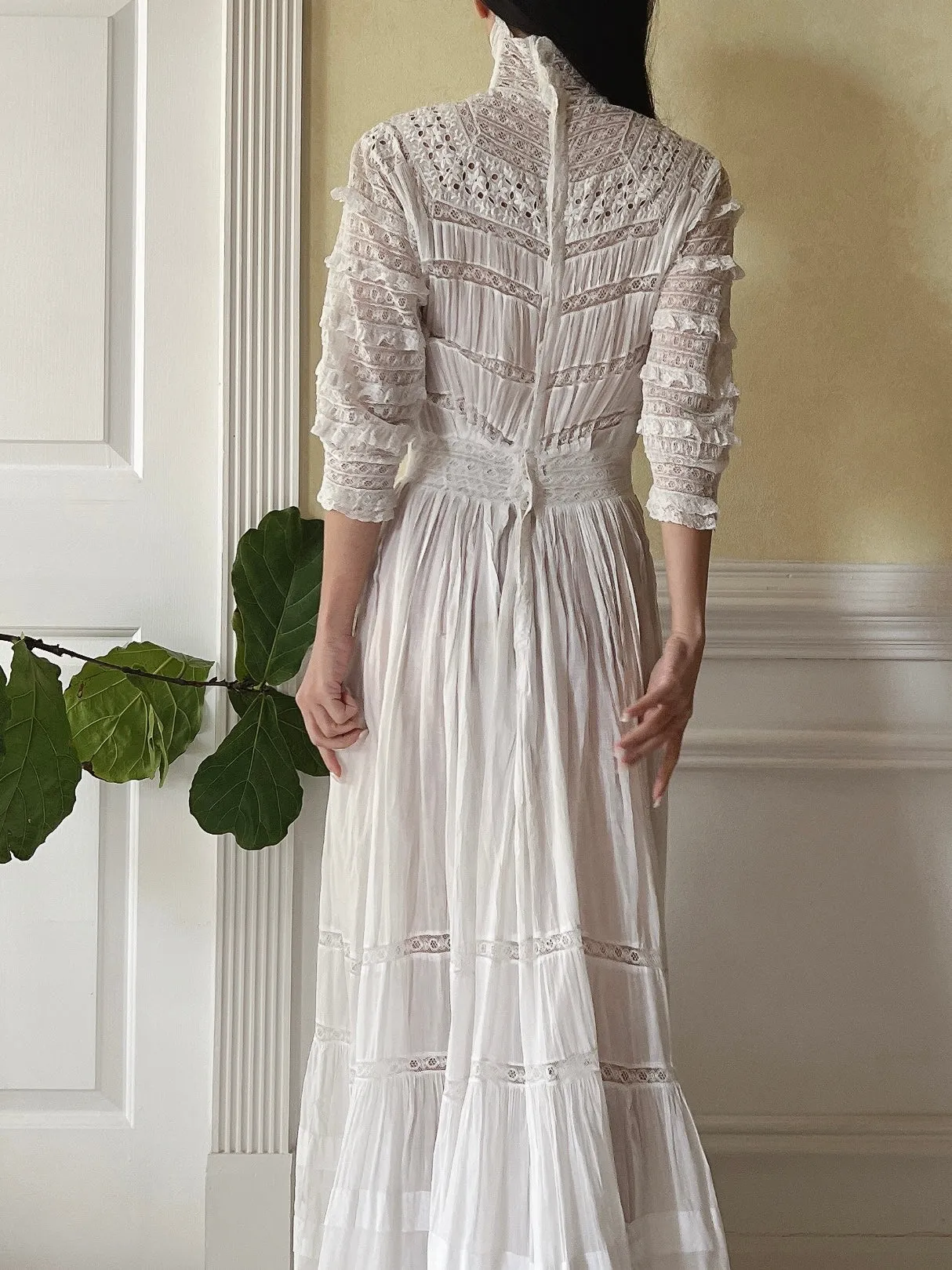 Victorian Cotton Lace and Embroidered Dress - XS
