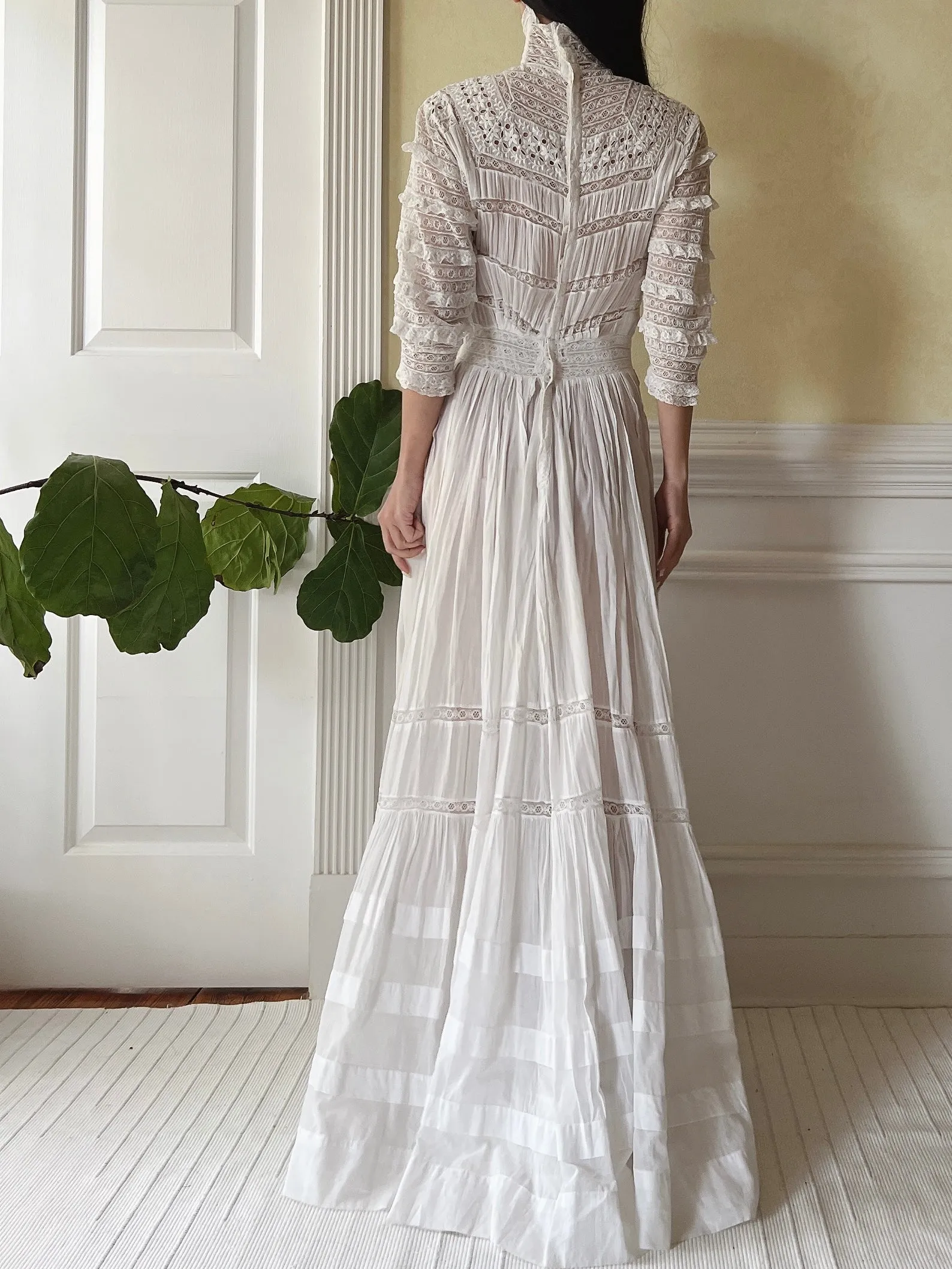 Victorian Cotton Lace and Embroidered Dress - XS