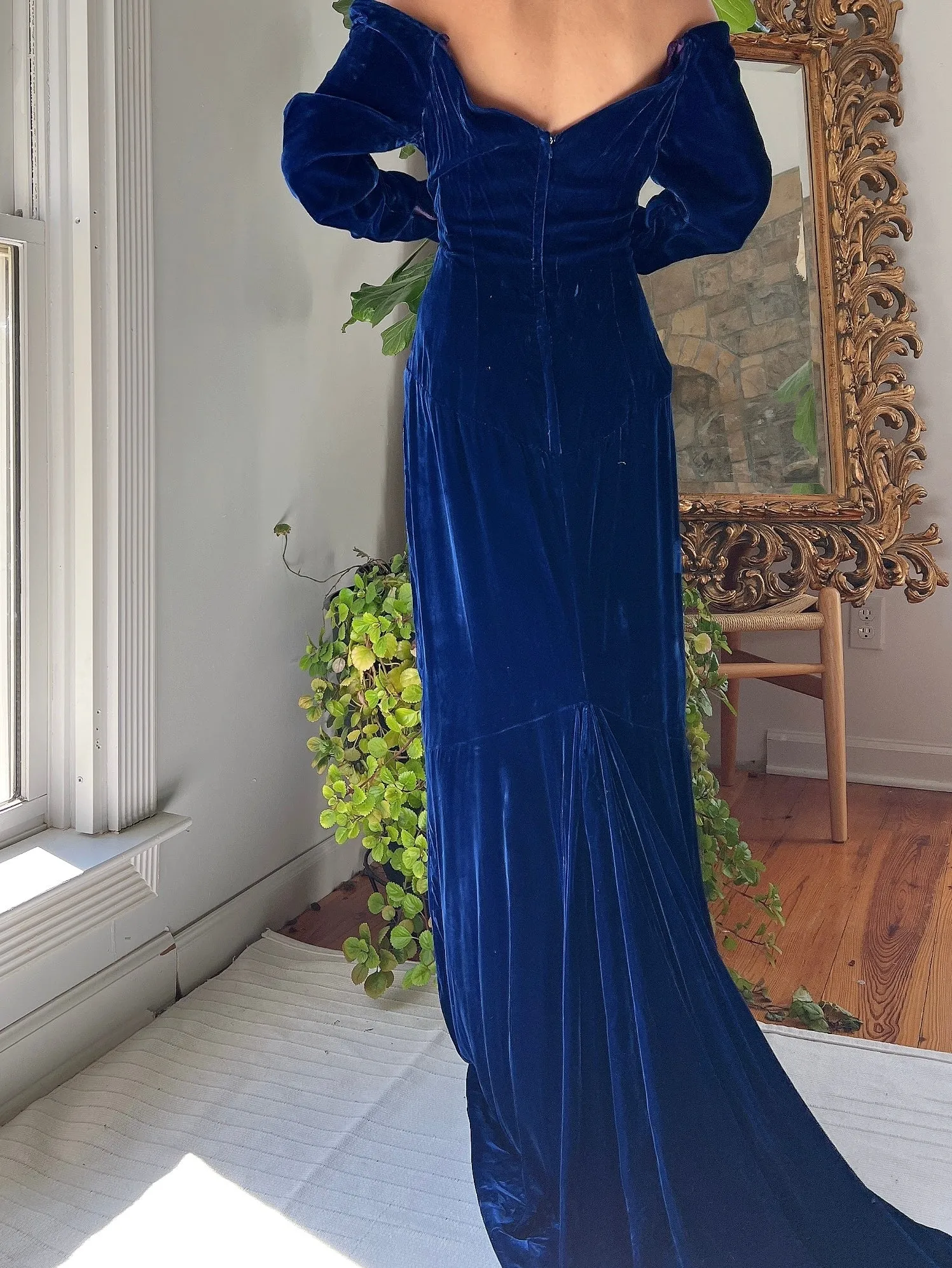 Vintage 1980s Velvet Off-Shoulder Gown - S/M