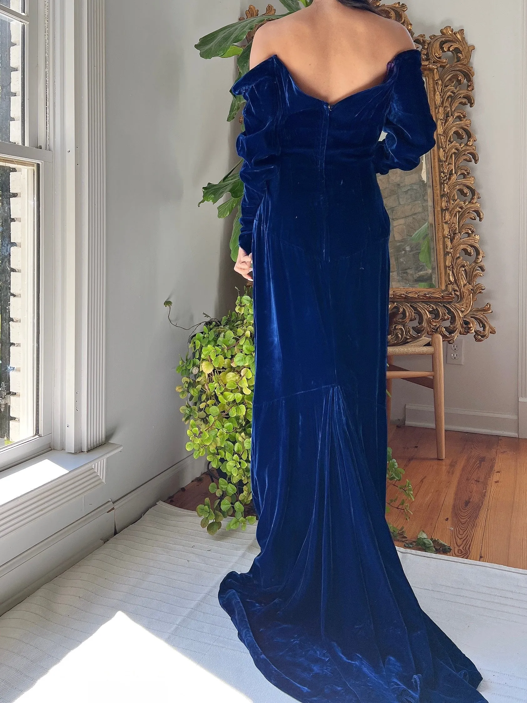 Vintage 1980s Velvet Off-Shoulder Gown - S/M