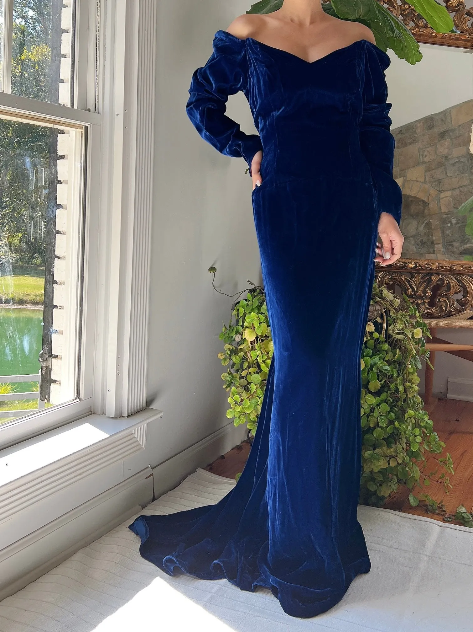 Vintage 1980s Velvet Off-Shoulder Gown - S/M