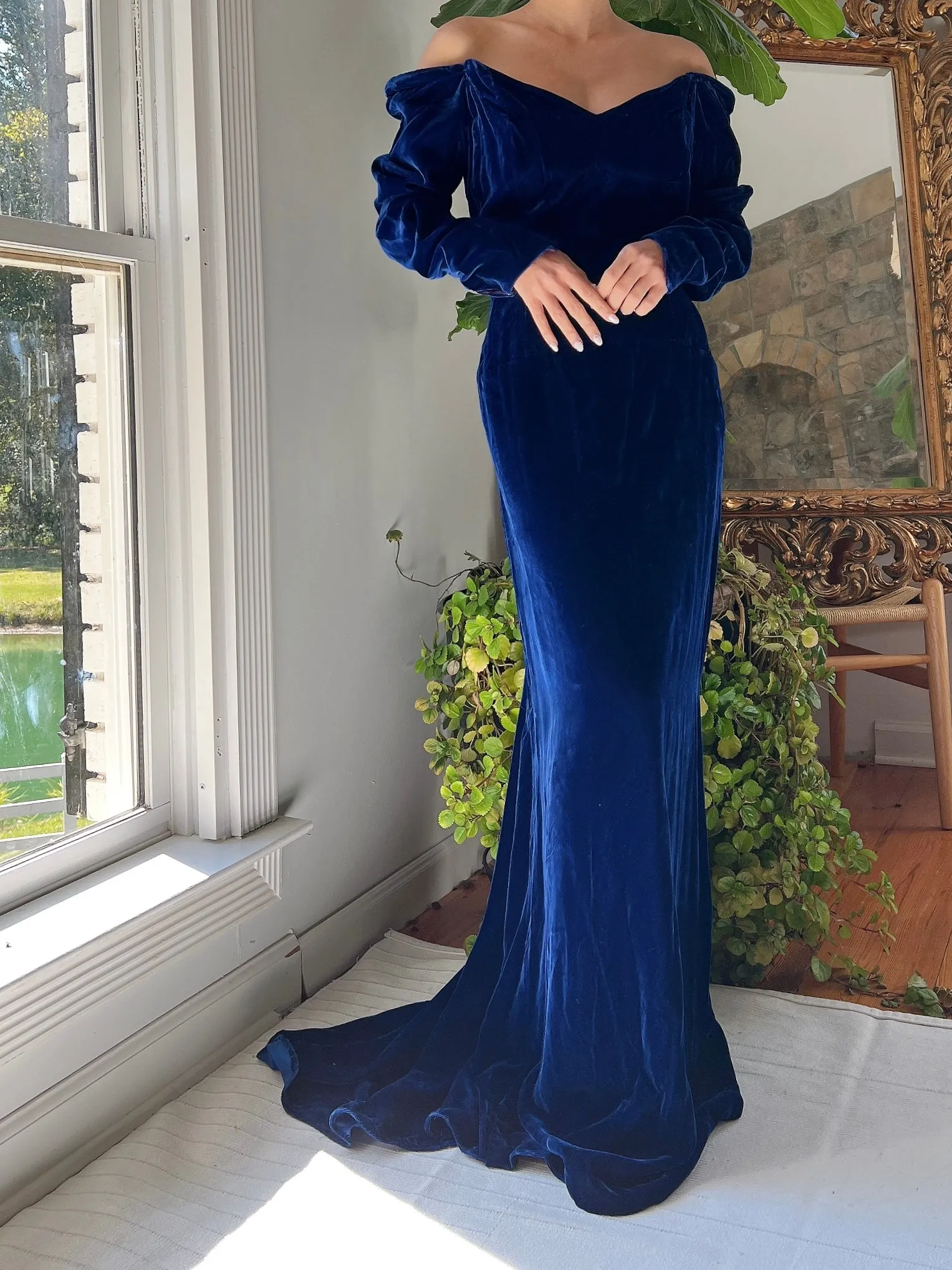 Vintage 1980s Velvet Off-Shoulder Gown - S/M