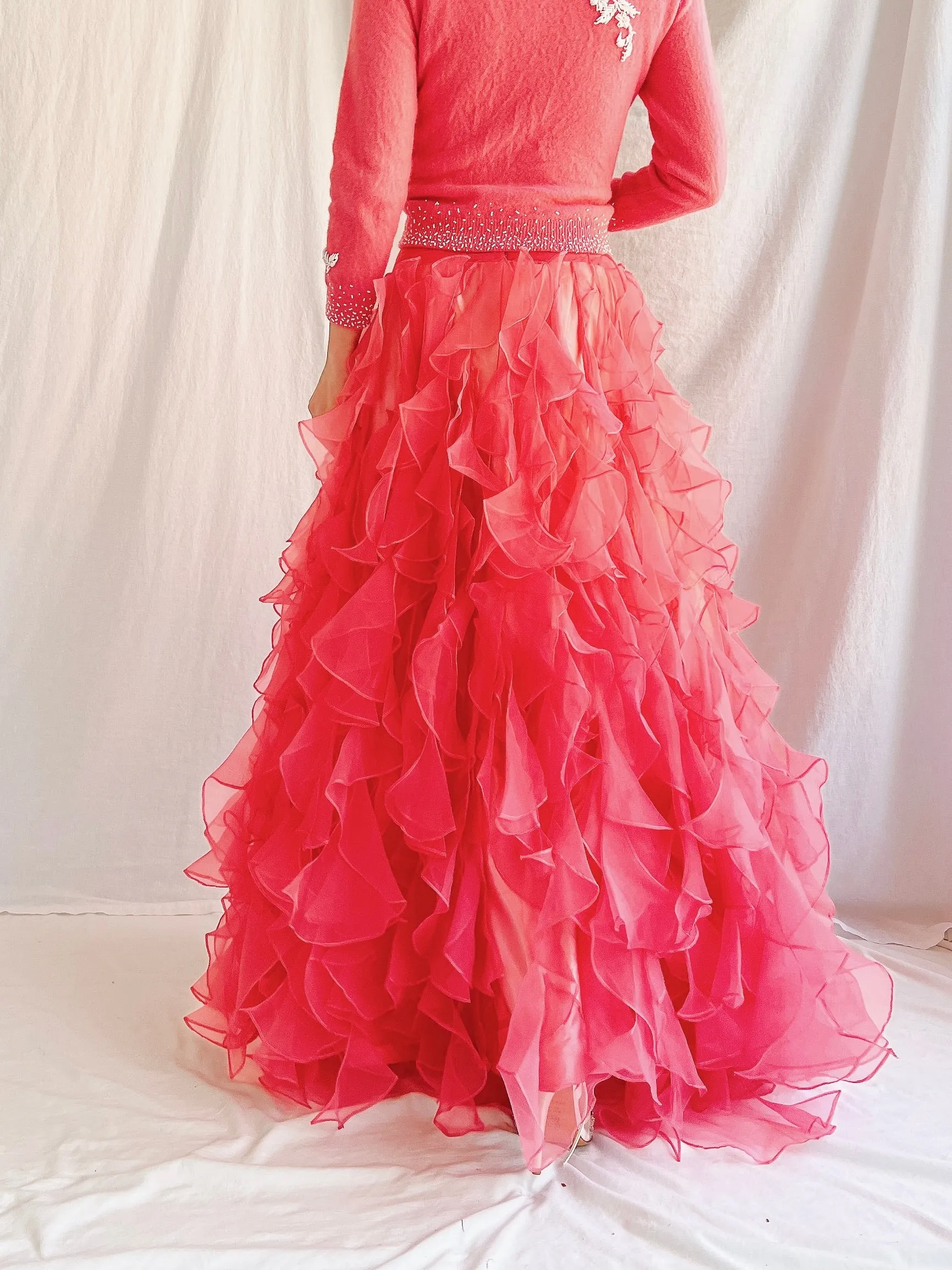Vintage Blood Orange Ruffle Dropped Waist Skirt - M