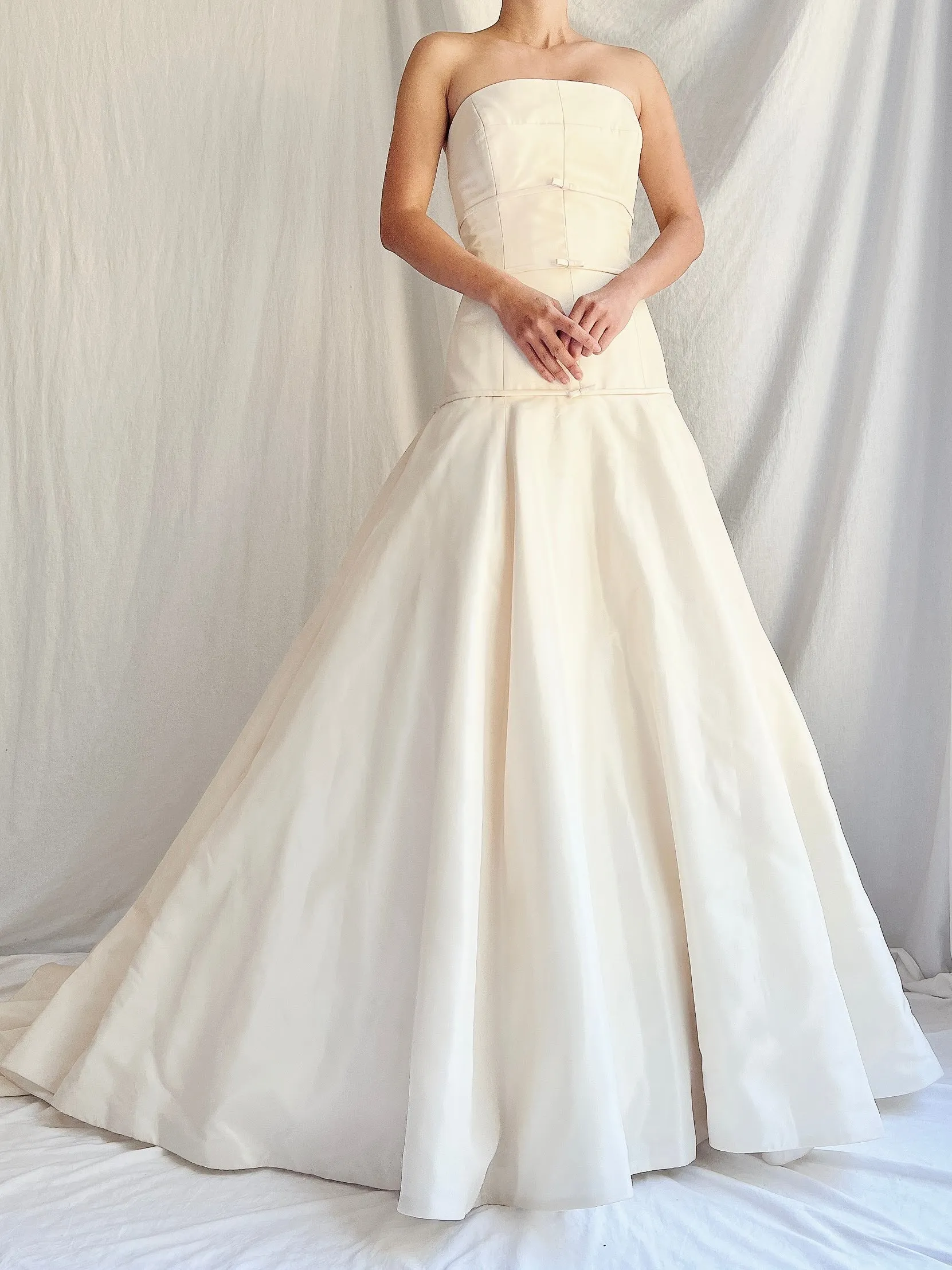 Vintage Cream Taffeta Dropped Waist Gown - S/M 6/8