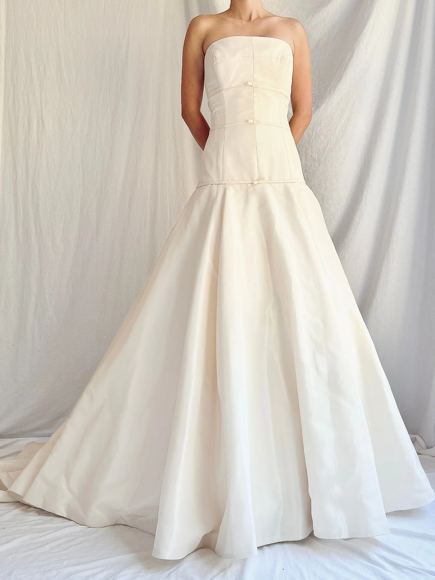 Vintage Cream Taffeta Dropped Waist Gown - S/M 6/8
